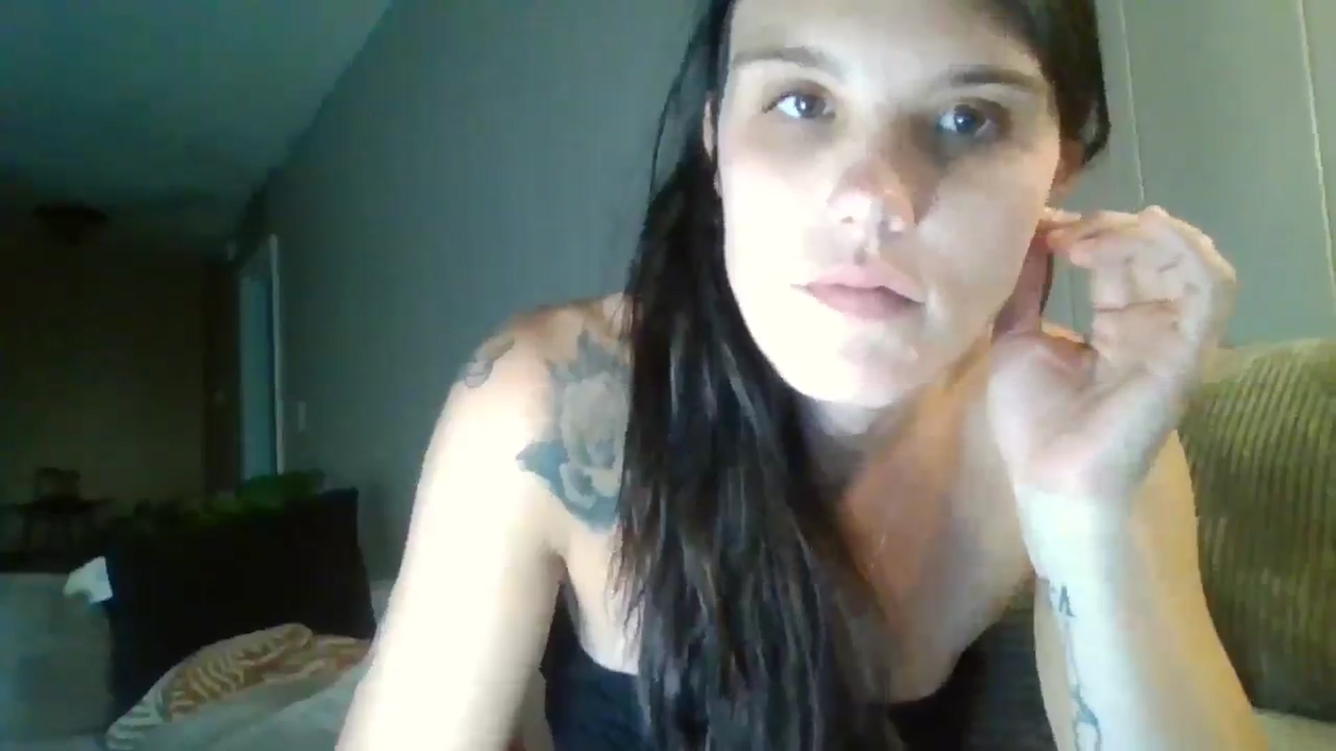 Gallery image thumbnail from Honeymuff0's myfreecams stream on, 08/07/2025, 13:50 image 7 of 20