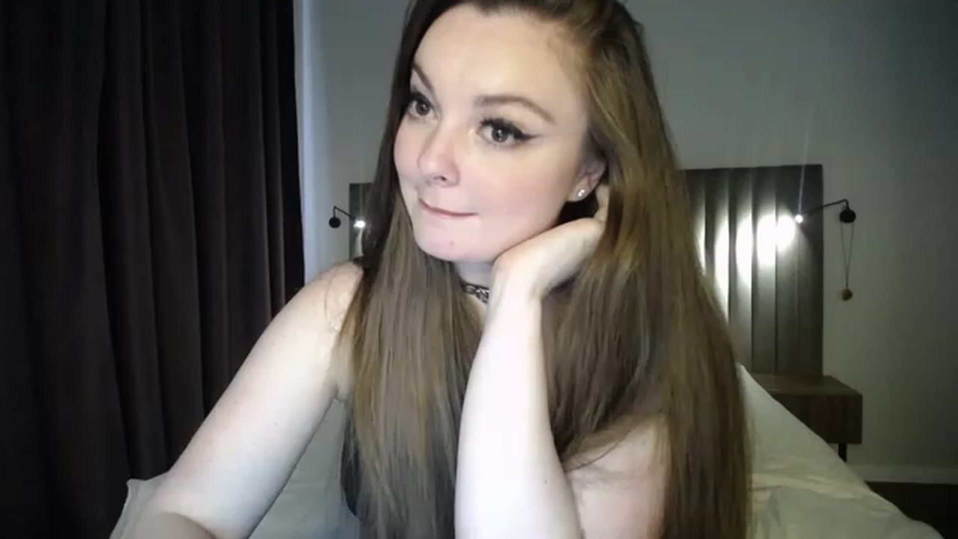 Gallery image thumbnail from HoneypotSpy's myfreecams stream on, 11/28/2022, 03:28 image 7 of 20