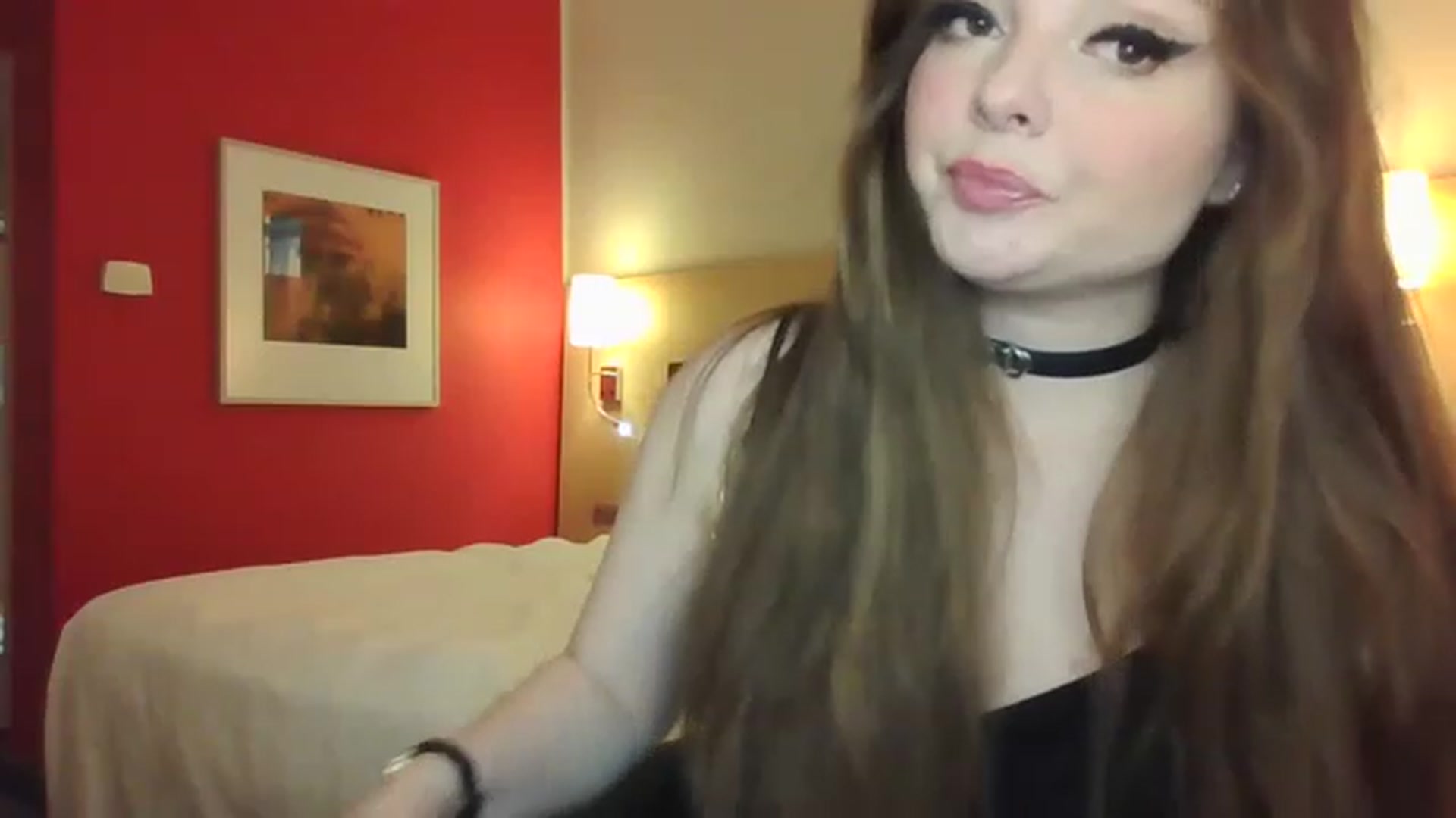 Gallery image thumbnail from HoneypotSpy's myfreecams stream on, 02/02/2023, 08:19 image 17 of 20