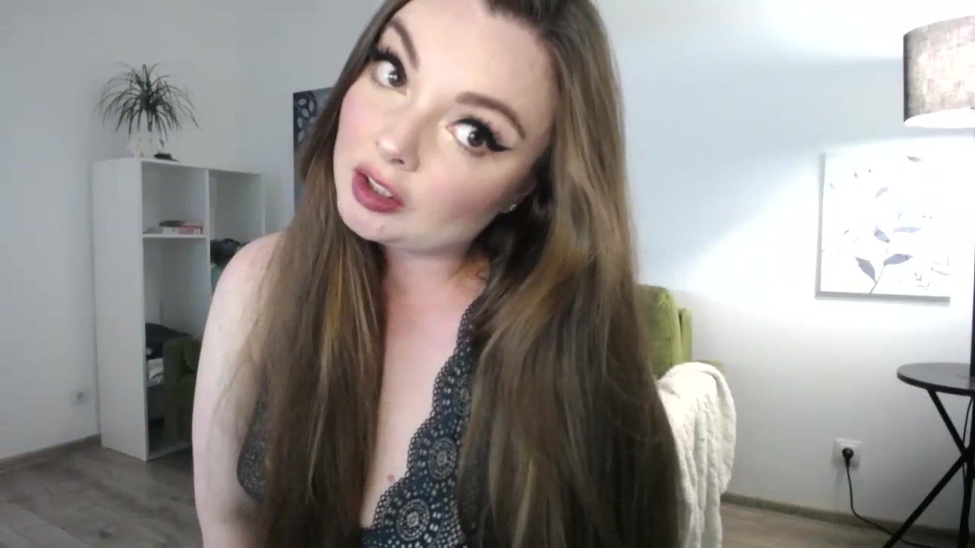 Gallery image thumbnail from HoneypotSpy's myfreecams stream on, 07/04/2023, 17:02 image 6 of 20