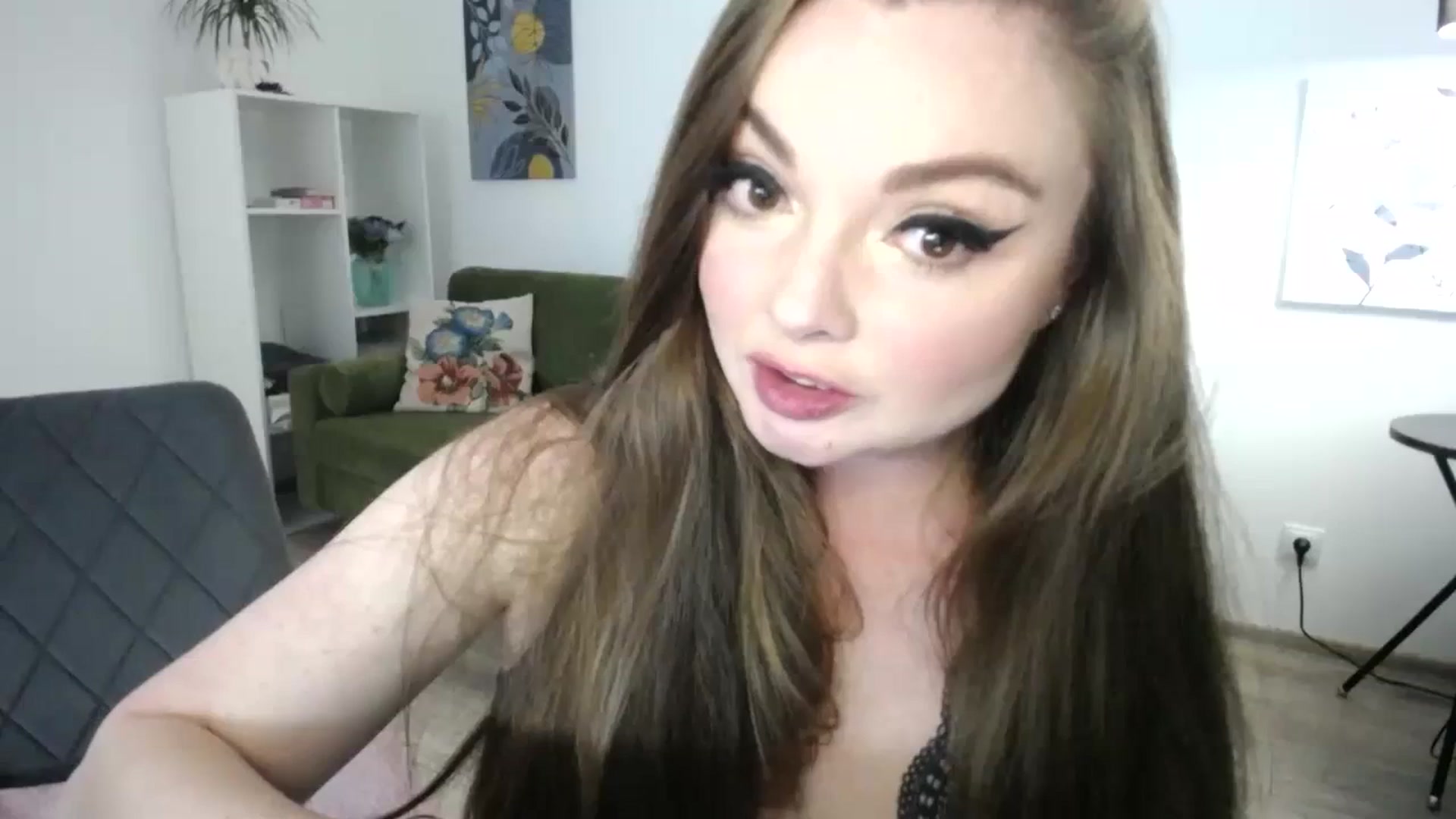 Gallery image thumbnail from HoneypotSpy's myfreecams stream on, 07/04/2023, 17:02 image 11 of 20