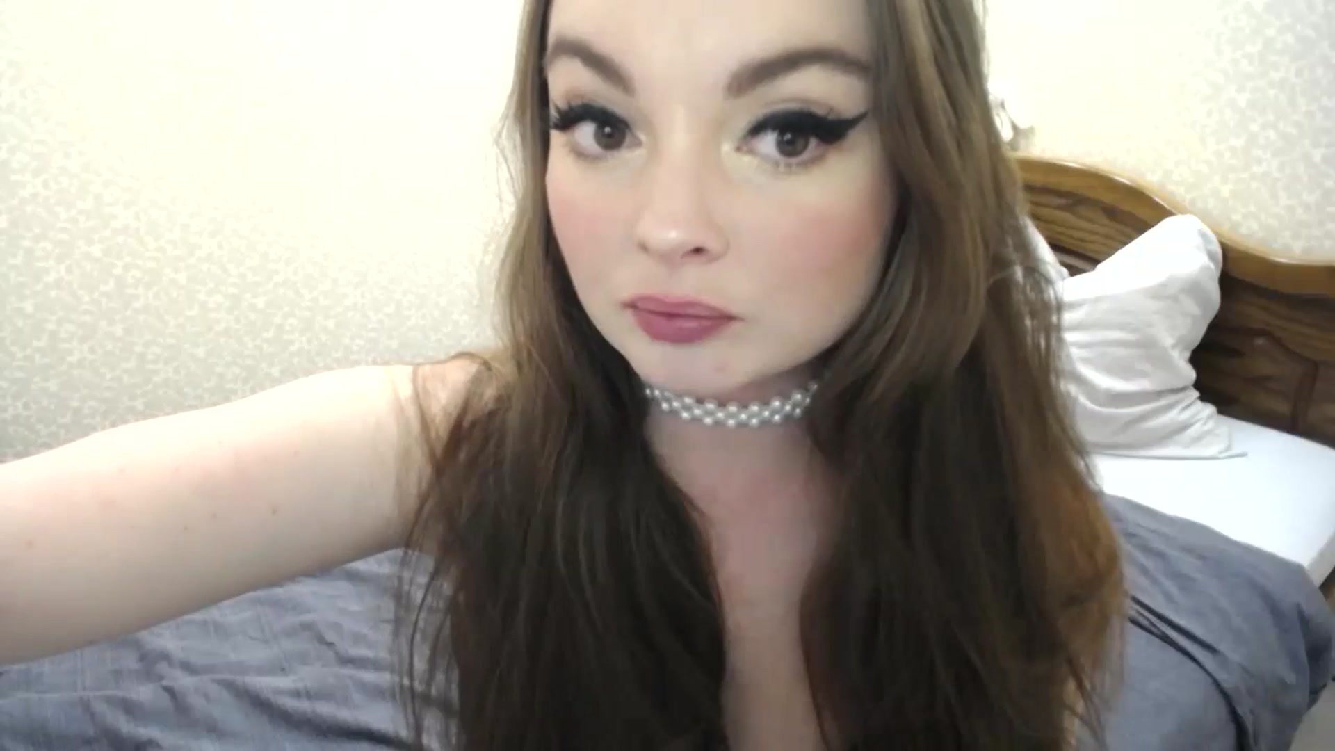 Gallery image thumbnail from HoneypotSpy's myfreecams stream on, 07/11/2023, 13:06 image 2 of 20