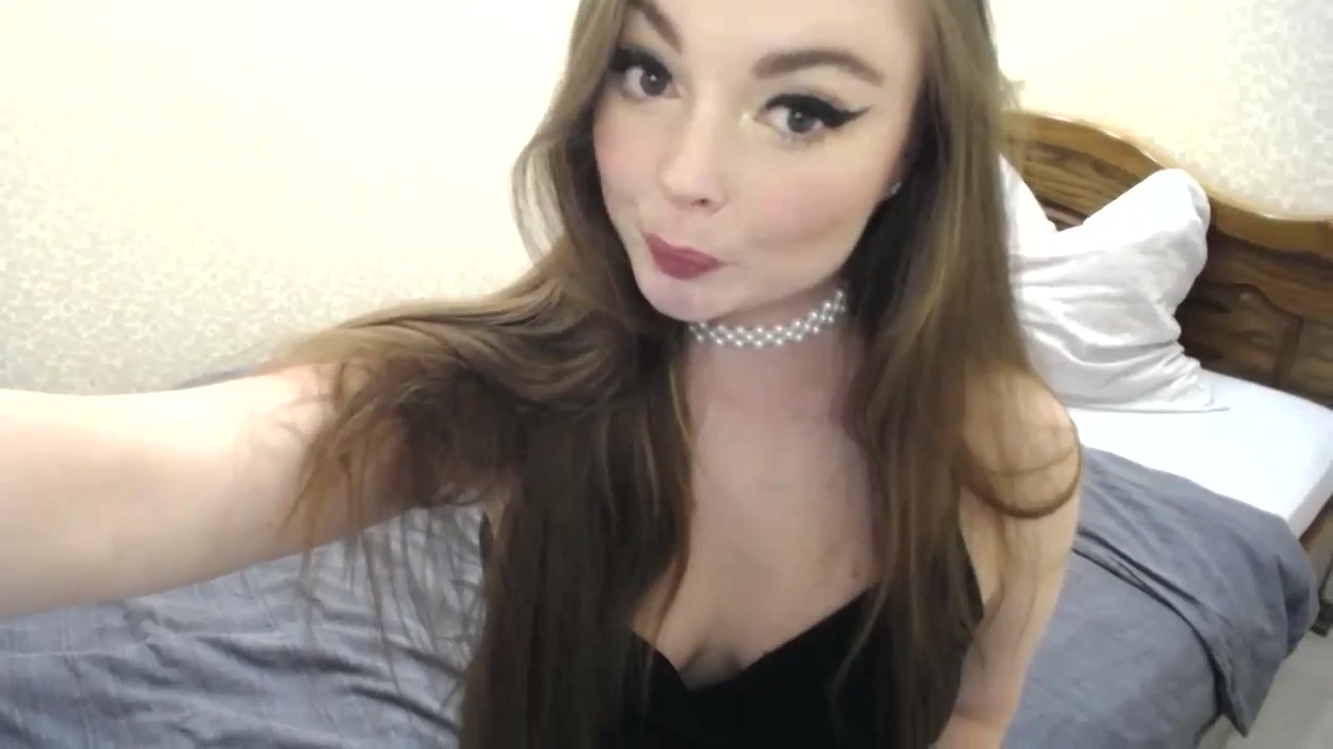 Gallery image thumbnail from HoneypotSpy's myfreecams stream on, 07/11/2023, 13:06 image 6 of 20