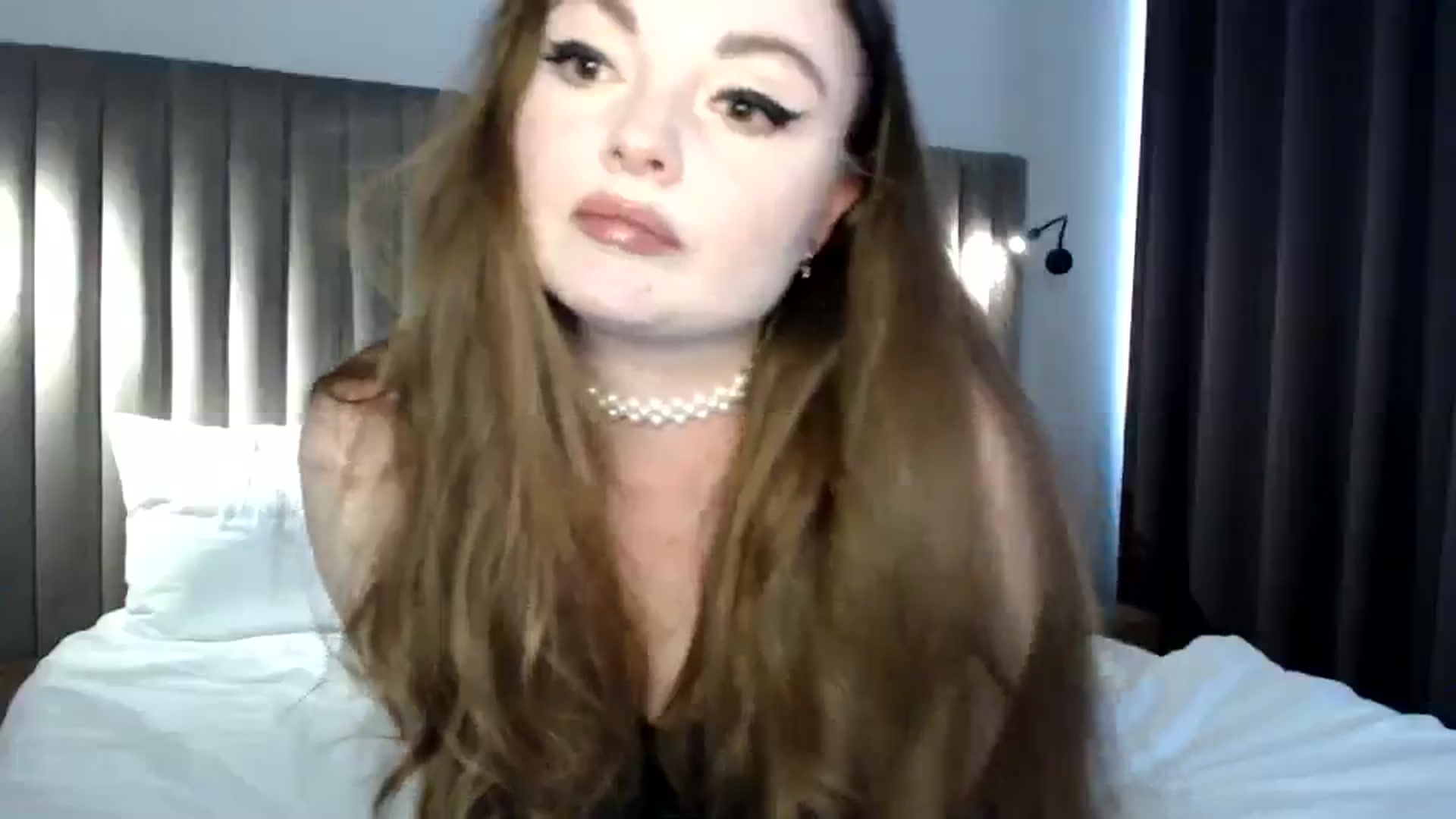 Gallery image thumbnail from HoneypotSpy's myfreecams stream on, 07/03/2024, 08:21 image 15 of 20