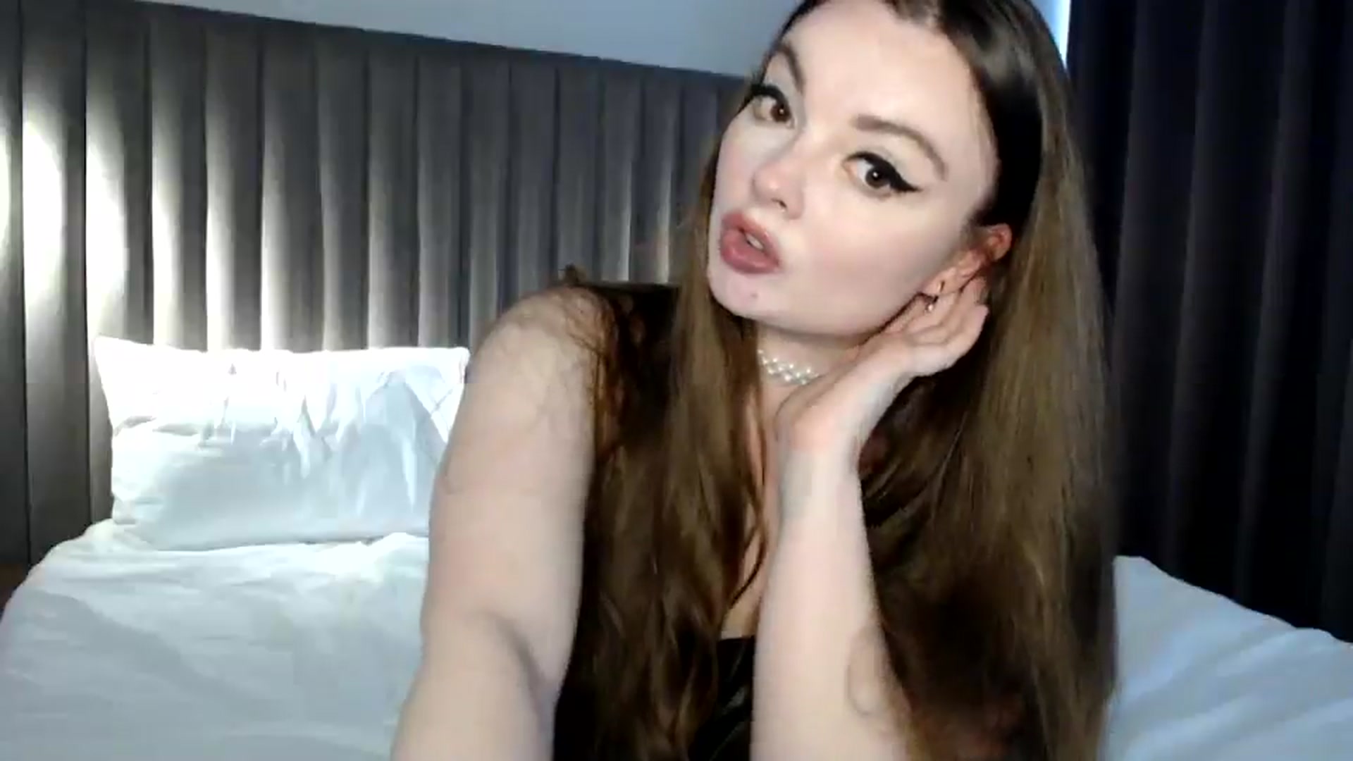 Gallery image thumbnail from HoneypotSpy's myfreecams stream on, 07/03/2024, 08:51 image 9 of 20