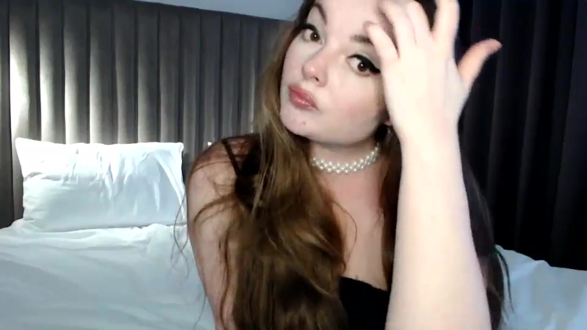 Gallery image thumbnail from HoneypotSpy's myfreecams stream on, 07/03/2024, 09:37 image 6 of 20