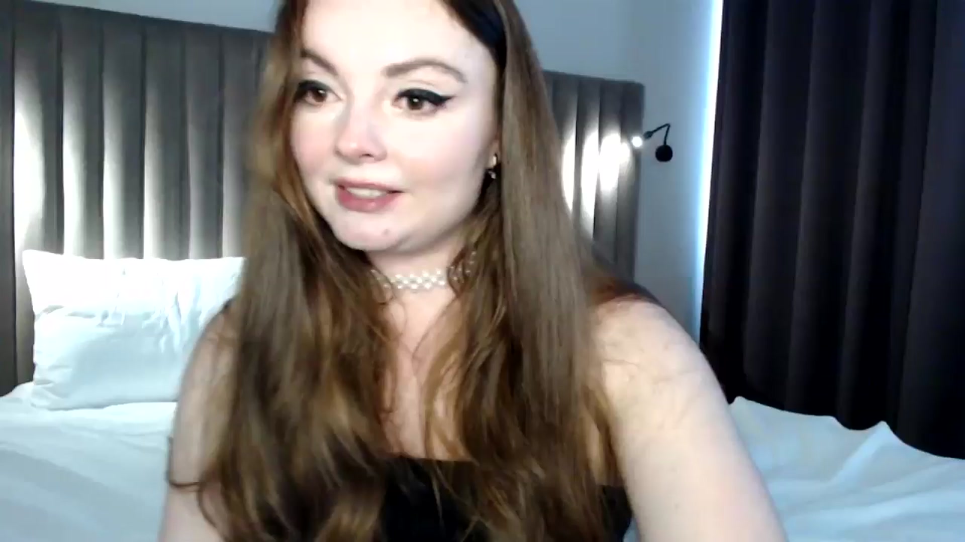 Gallery image thumbnail from HoneypotSpy's myfreecams stream on, 07/03/2024, 10:35 image 13 of 20