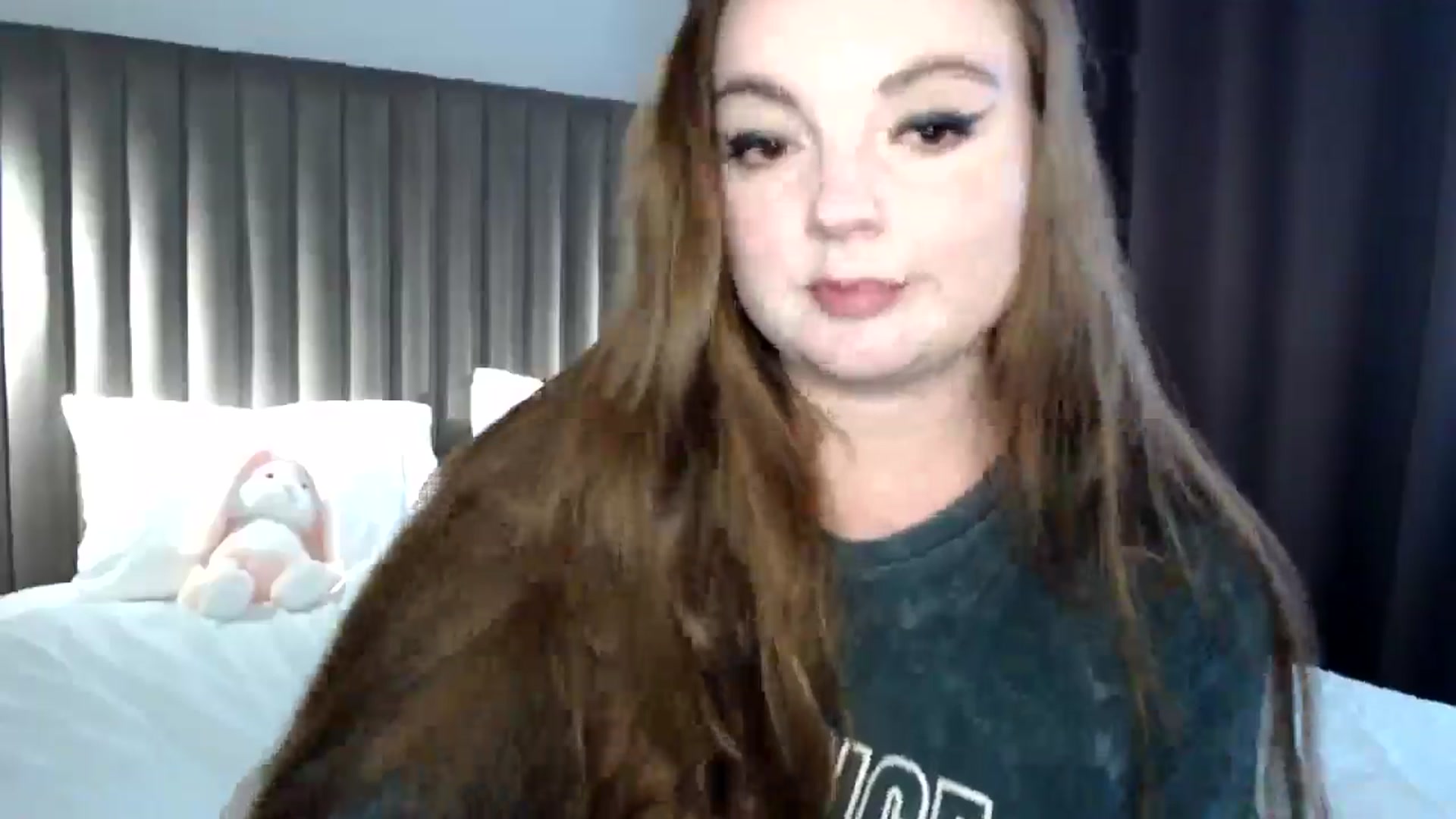 Gallery image thumbnail from HoneypotSpy's myfreecams stream on, 07/04/2024, 10:14 image 12 of 20