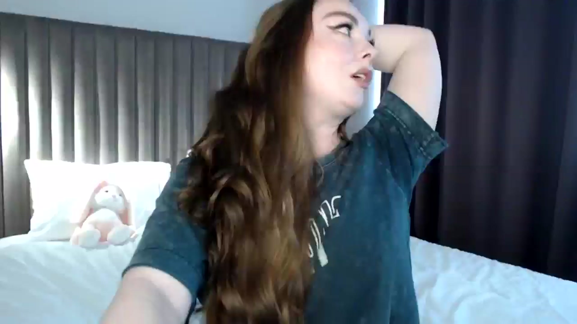 Gallery image thumbnail from HoneypotSpy's myfreecams stream on, 07/04/2024, 10:14 image 7 of 20
