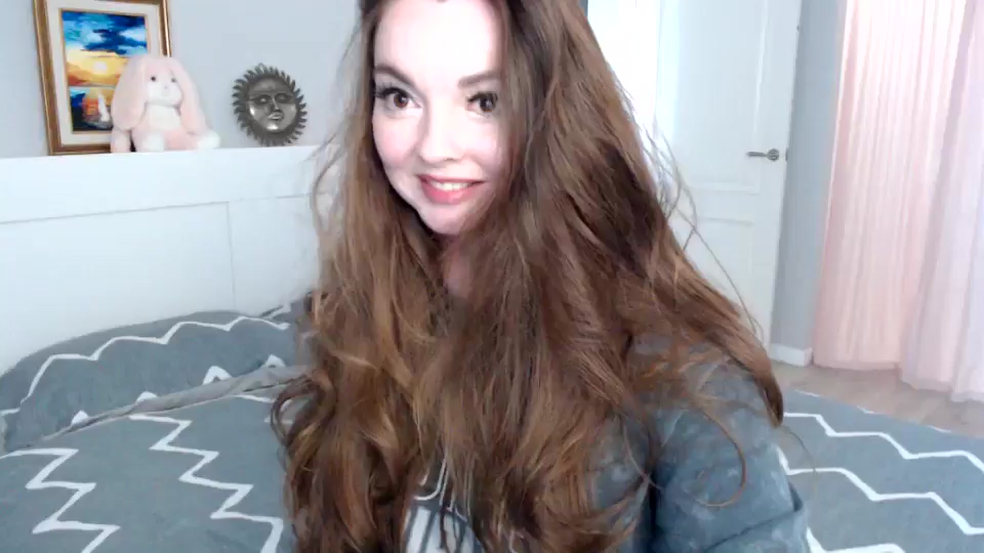 Gallery image thumbnail from HoneypotSpy's myfreecams stream on, 10/14/2024, 11:56 image 20 of 20