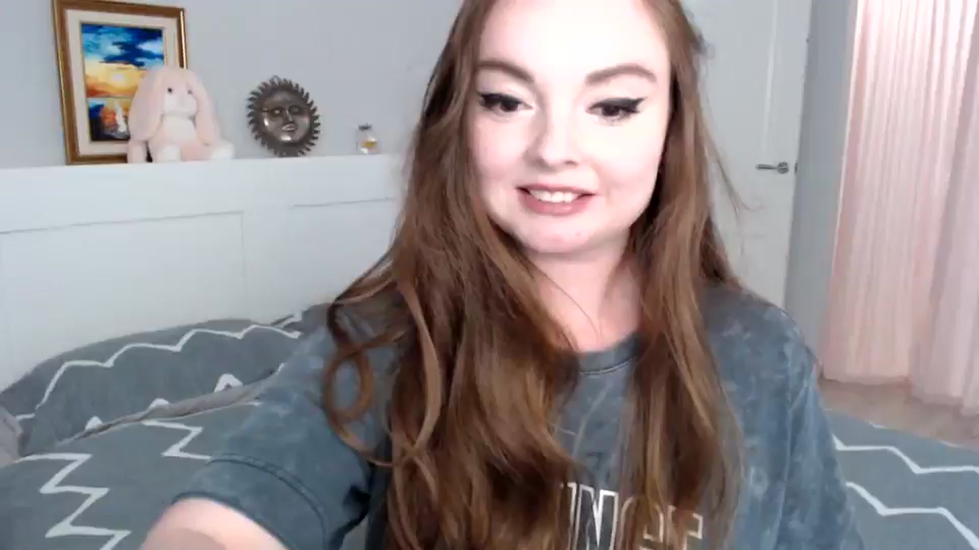 Gallery image thumbnail from HoneypotSpy's myfreecams stream on, 10/14/2024, 11:56 image 6 of 20