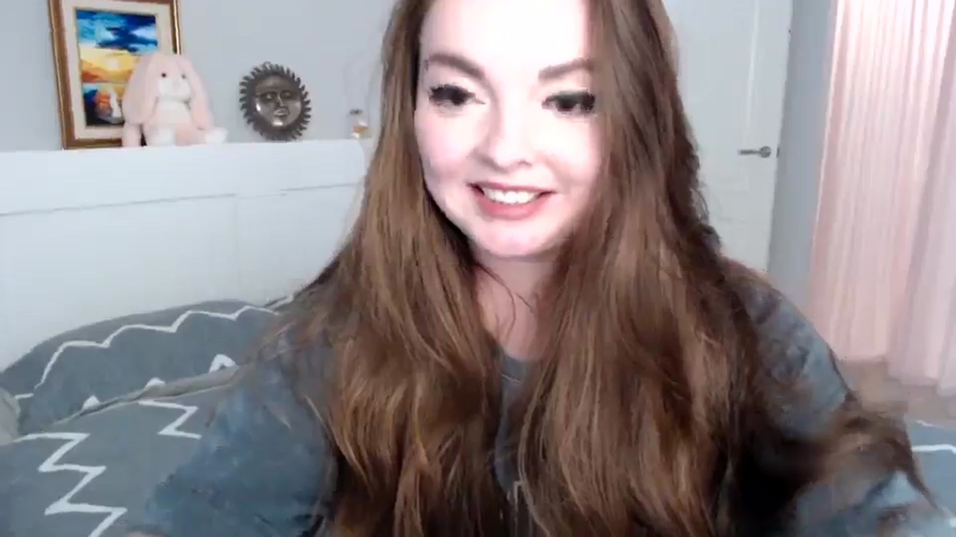 Gallery image thumbnail from HoneypotSpy's myfreecams stream on, 10/14/2024, 11:56 image 9 of 20
