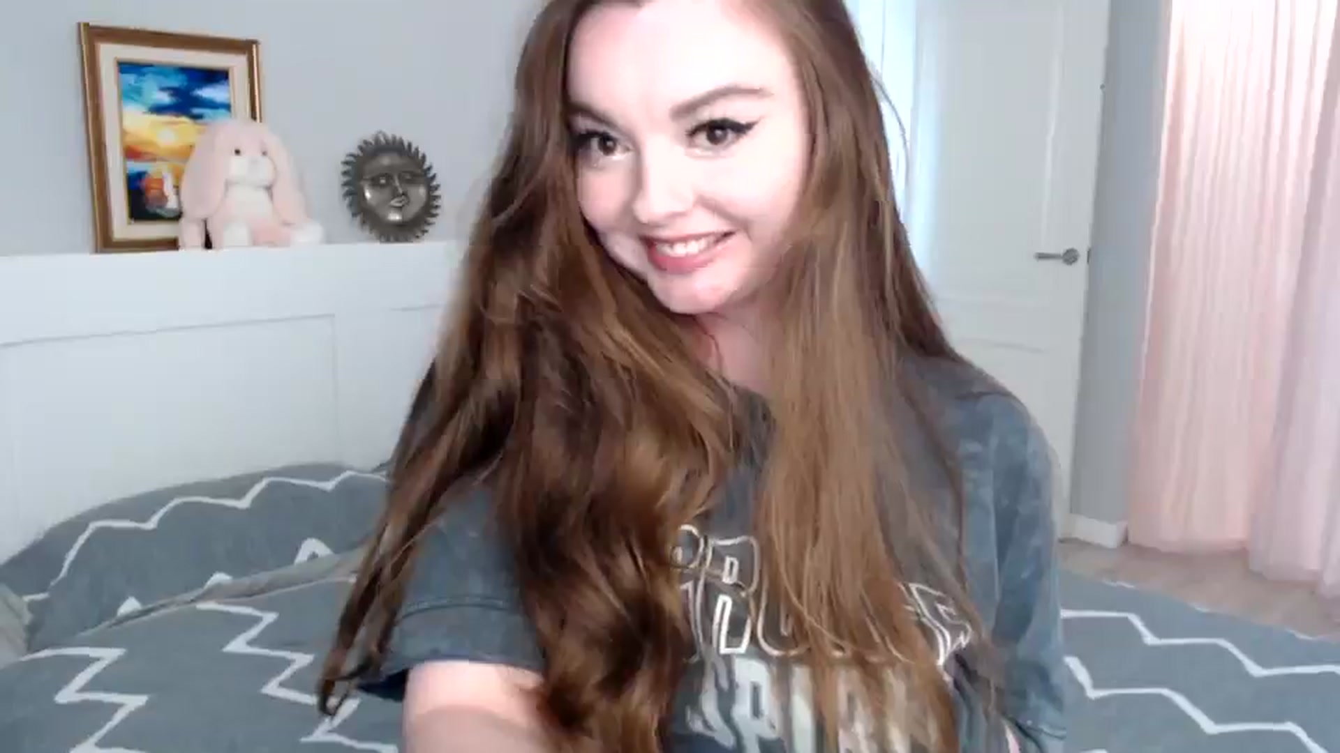Gallery image thumbnail from HoneypotSpy's myfreecams stream on, 10/14/2024, 11:56 image 4 of 20
