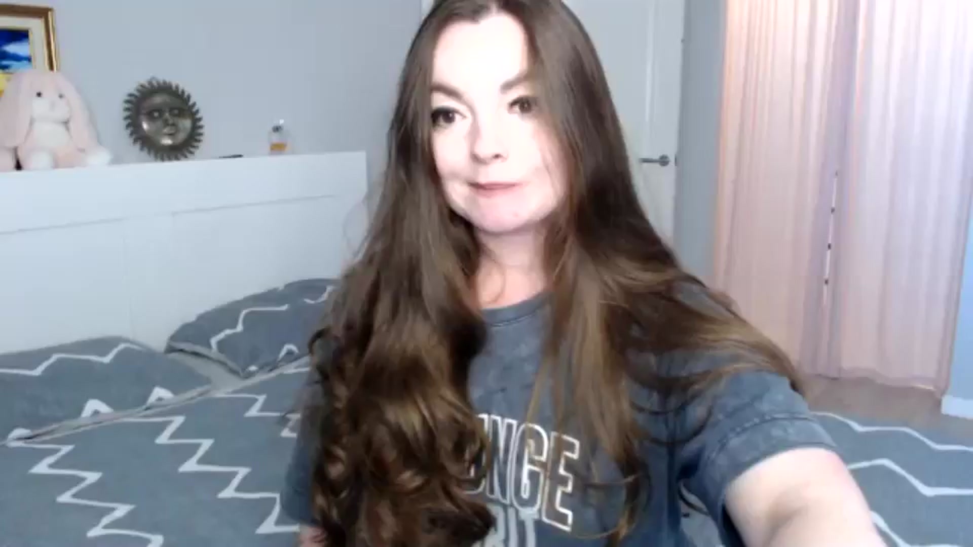 Gallery image thumbnail from HoneypotSpy's myfreecams stream on, 10/16/2024, 13:24 image 5 of 20
