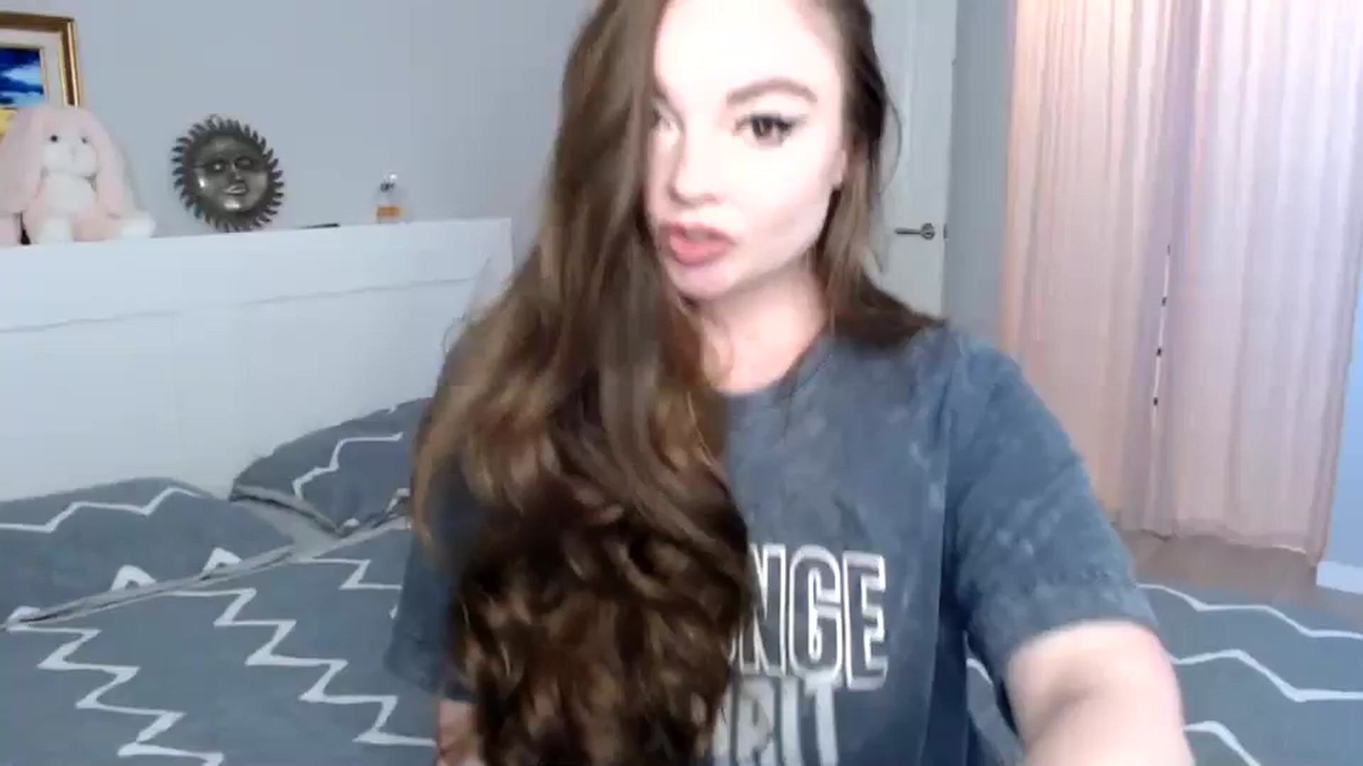 Gallery image thumbnail from HoneypotSpy's myfreecams stream on, 10/16/2024, 13:24 image 1 of 20