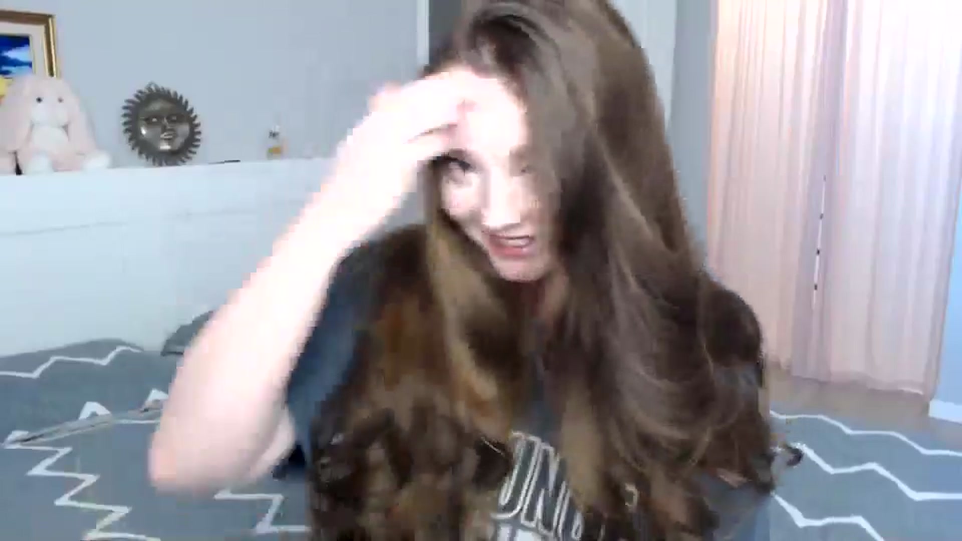 Gallery image thumbnail from HoneypotSpy's myfreecams stream on, 10/16/2024, 13:24 image 18 of 20