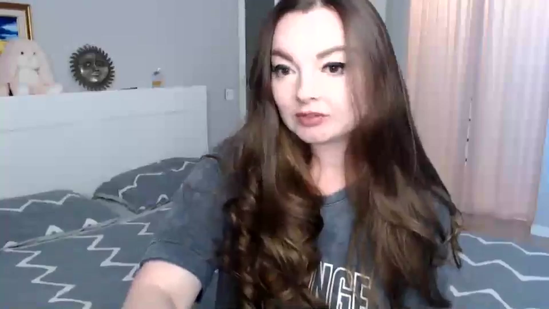 Gallery image thumbnail from HoneypotSpy's myfreecams stream on, 10/16/2024, 13:24 image 6 of 20