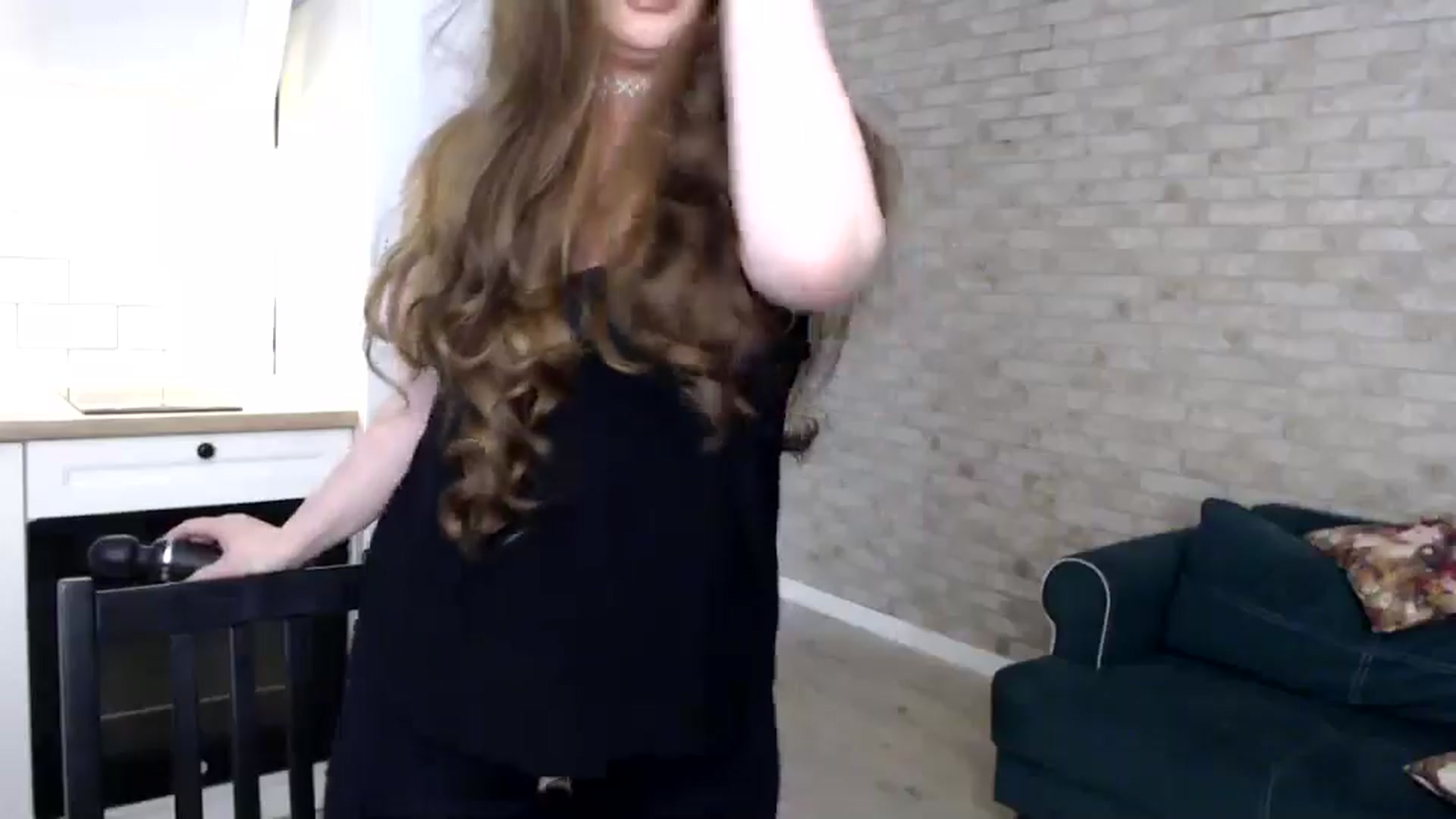 Gallery image thumbnail from HoneypotSpy's myfreecams stream on, 12/25/2024, 16:09 image 16 of 20