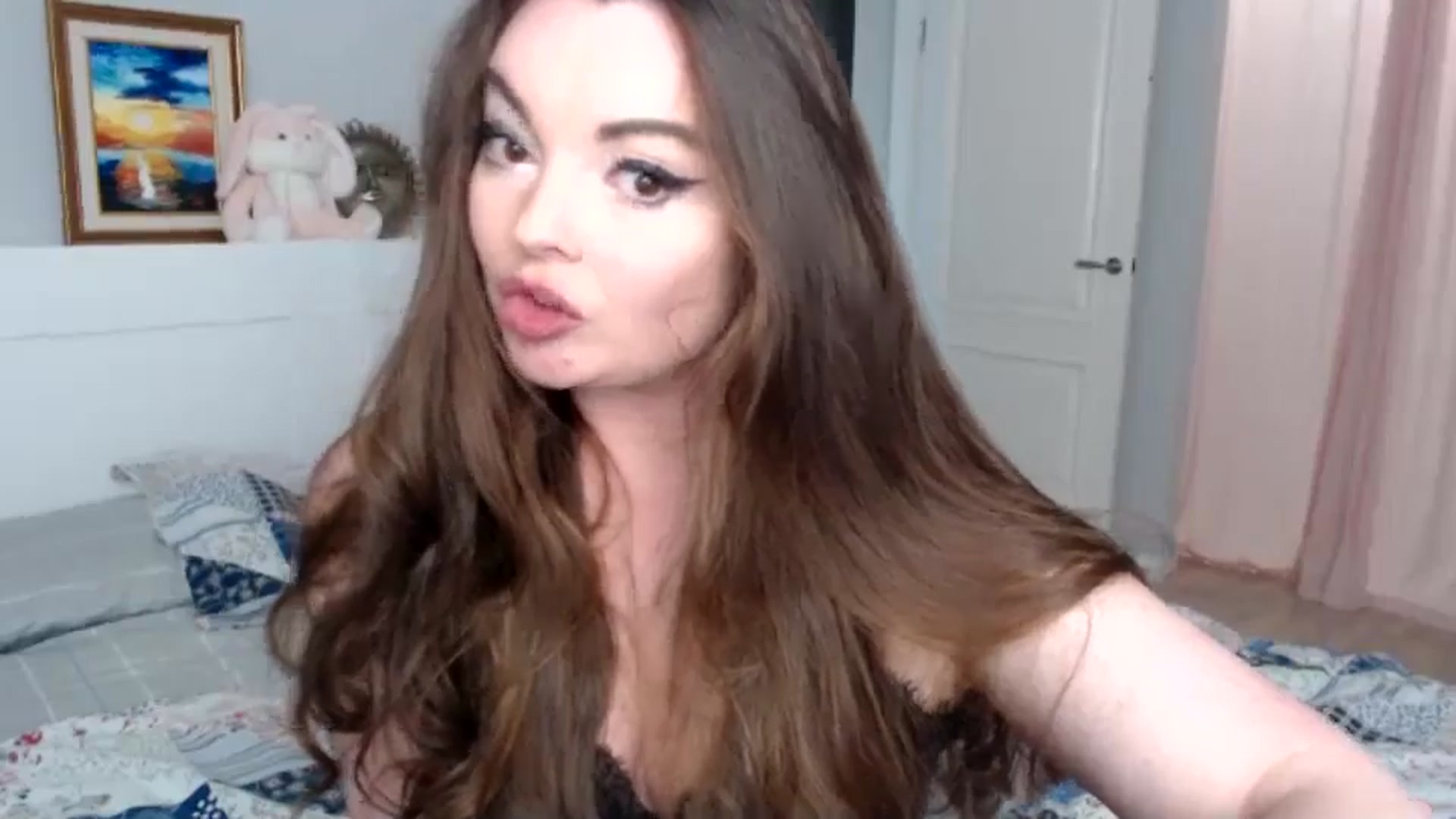 Gallery image thumbnail from HoneypotSpy's myfreecams stream on, 12/26/2024, 14:26 image 2 of 20