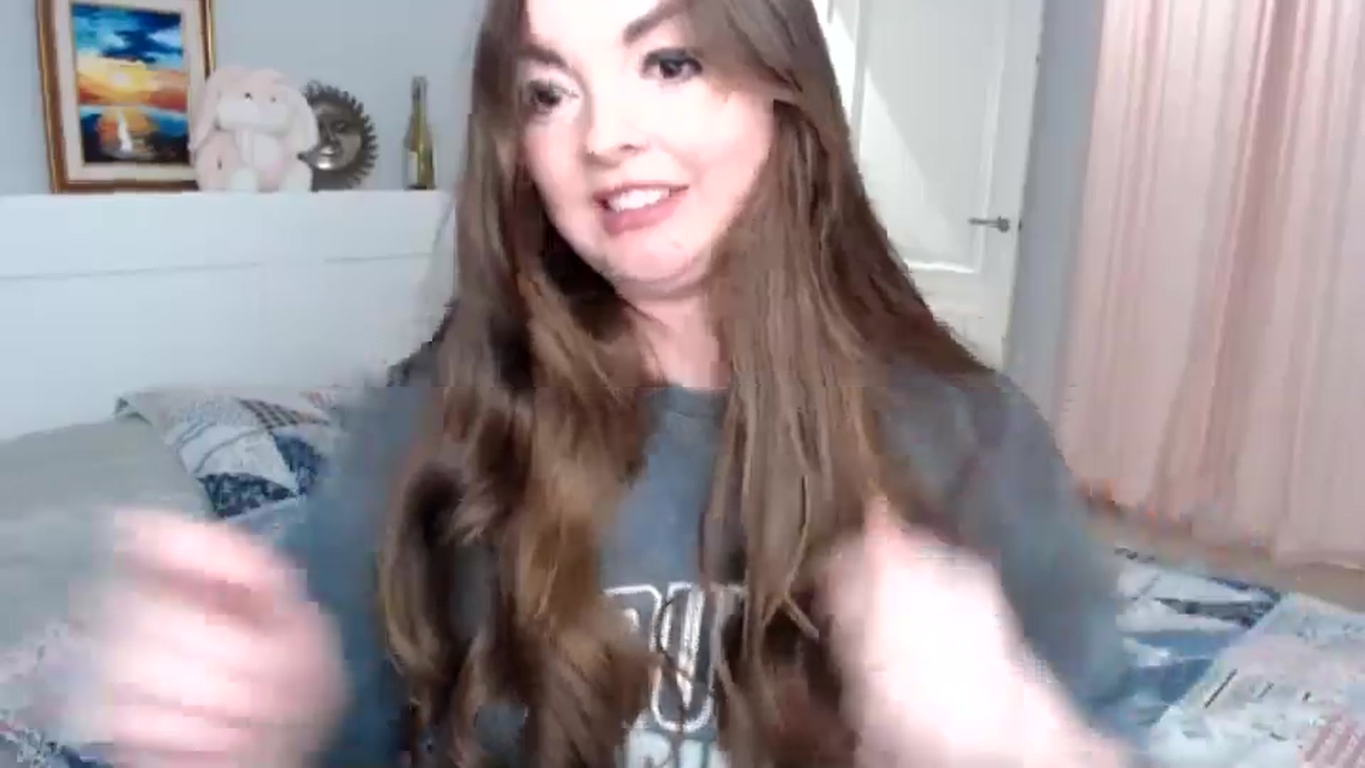 Gallery image thumbnail from HoneypotSpy's myfreecams stream on, 12/31/2024, 18:54 image 4 of 20