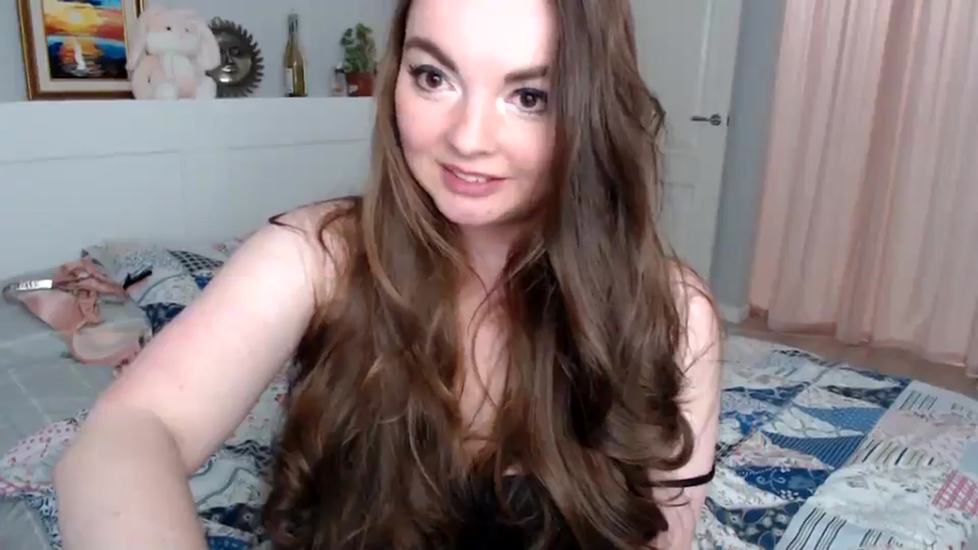 Gallery image thumbnail from HoneypotSpy's myfreecams stream on, 12/31/2024, 23:04 image 13 of 20