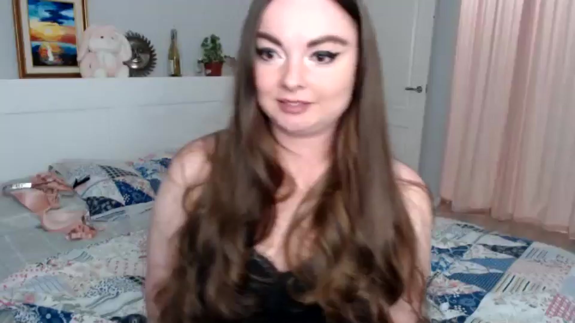 Gallery image thumbnail from HoneypotSpy's myfreecams stream on, 12/31/2024, 23:04 image 6 of 20