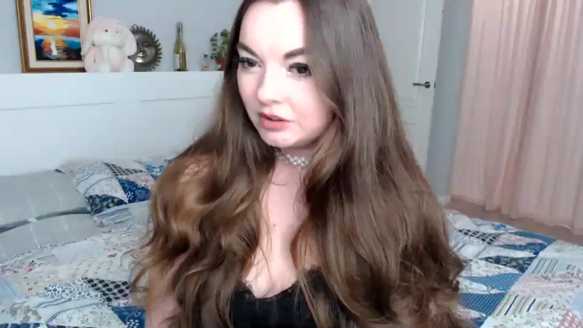 Gallery image thumbnail from HoneypotSpy's myfreecams stream on, 01/01/2025, 15:51 image 8 of 20