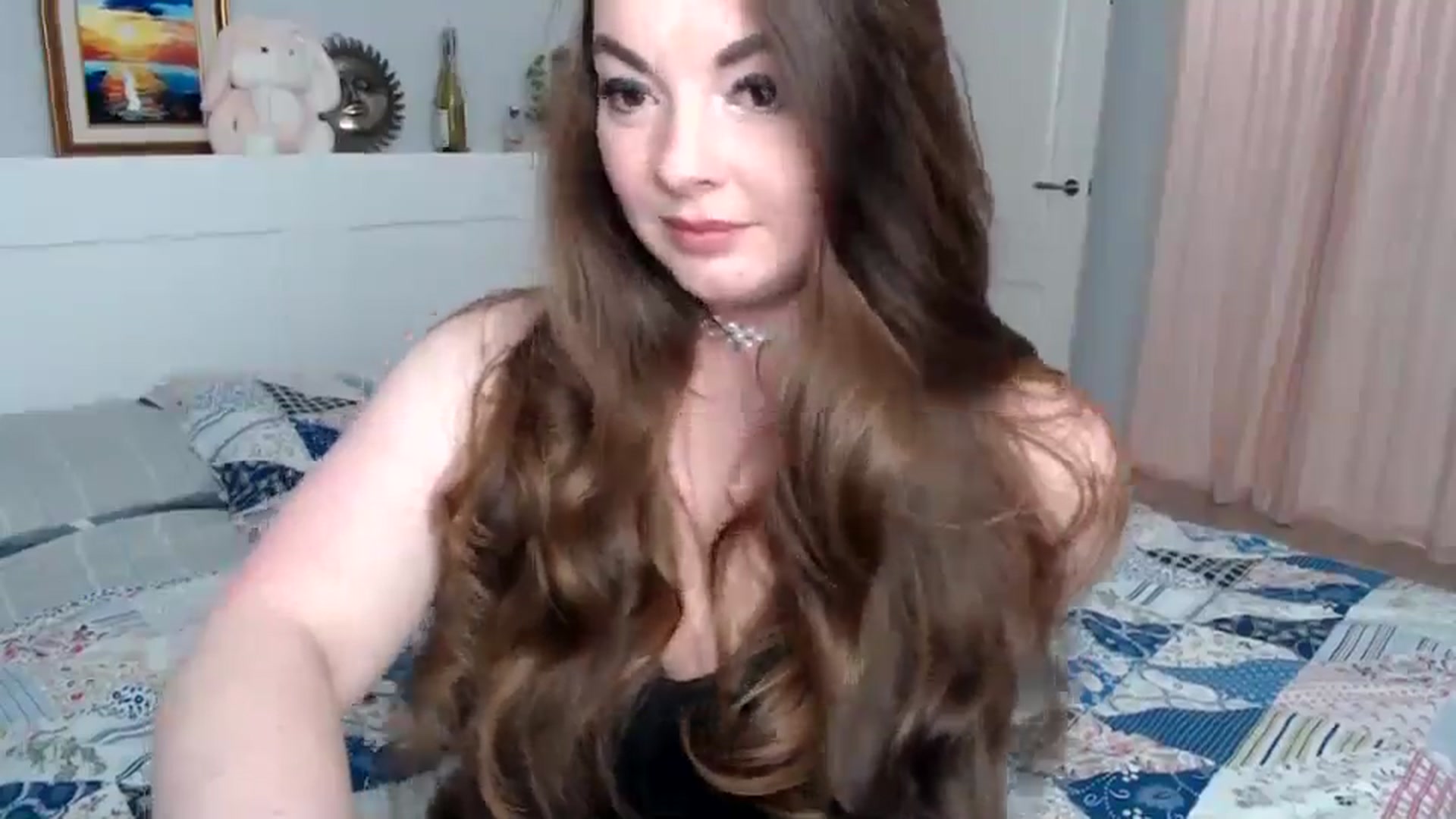 Gallery image thumbnail from HoneypotSpy's myfreecams stream on, 01/01/2025, 15:51 image 10 of 20
