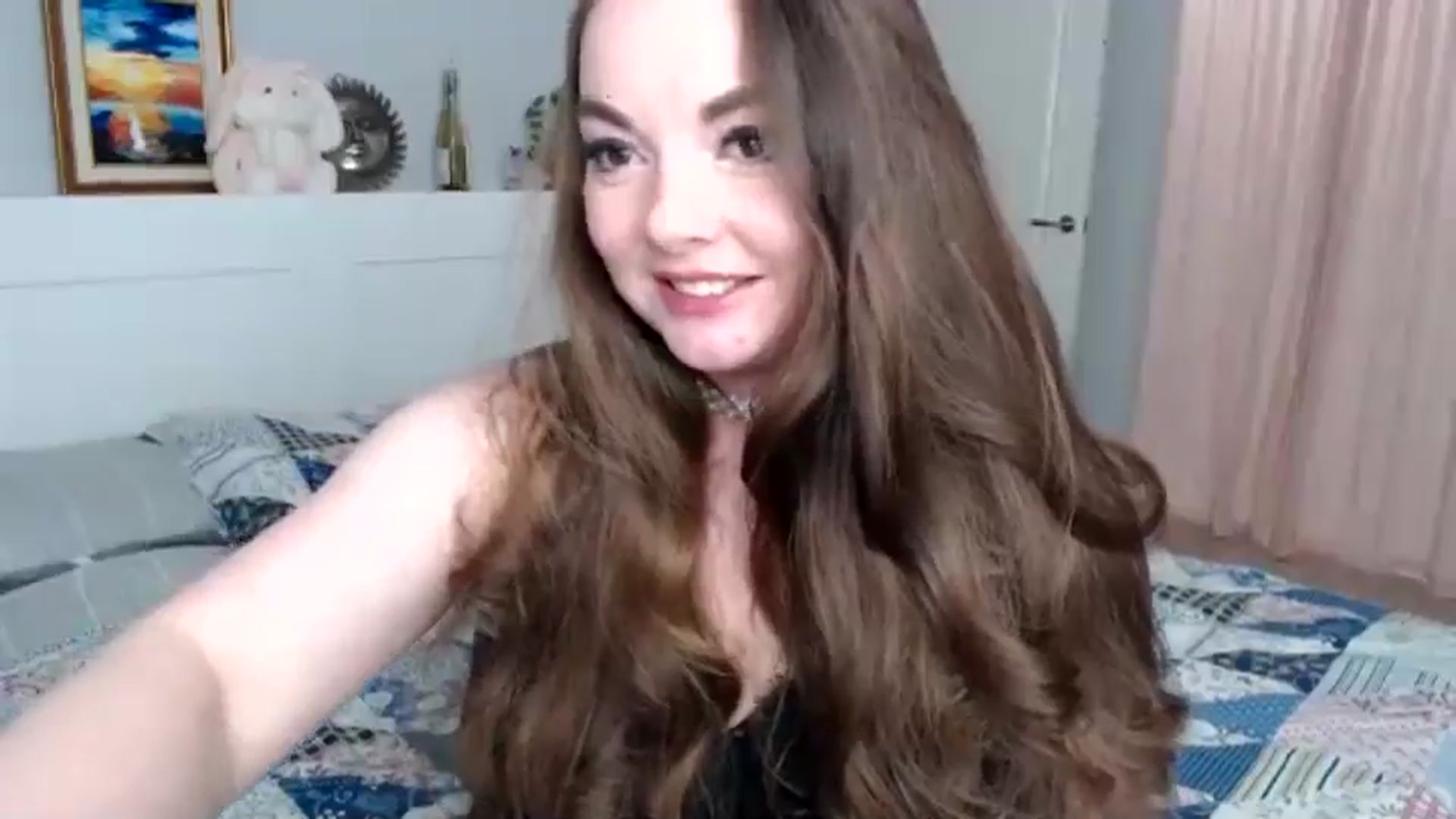 Gallery image thumbnail from HoneypotSpy's myfreecams stream on, 01/01/2025, 15:51 image 5 of 20