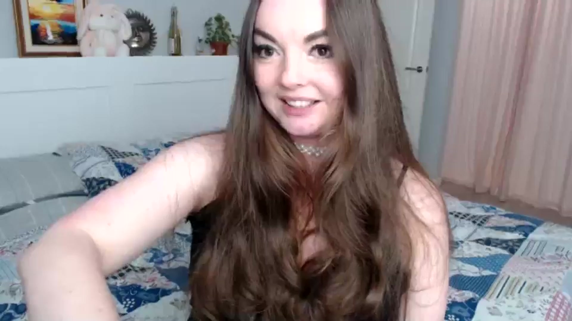 Gallery image thumbnail from HoneypotSpy's myfreecams stream on, 01/01/2025, 16:33 image 16 of 20