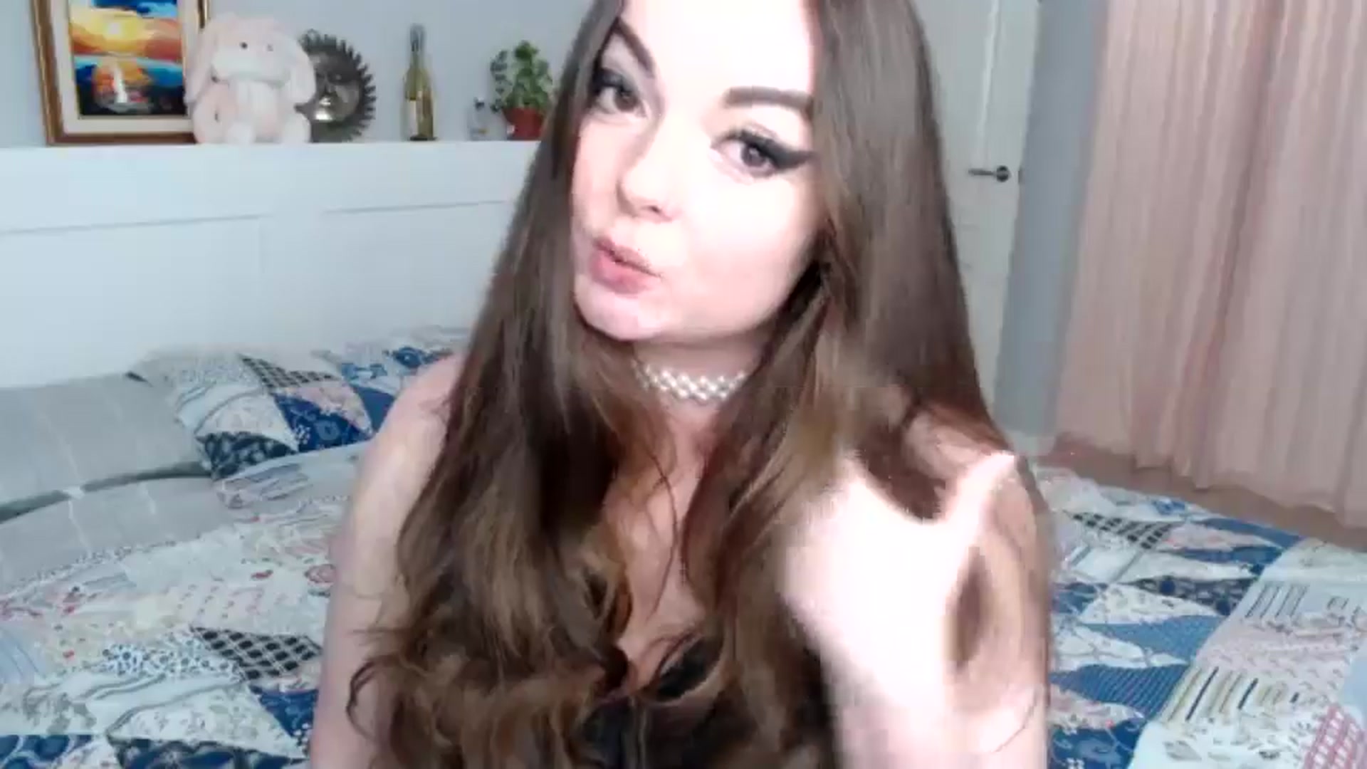 Gallery image thumbnail from HoneypotSpy's myfreecams stream on, 01/01/2025, 16:33 image 13 of 20