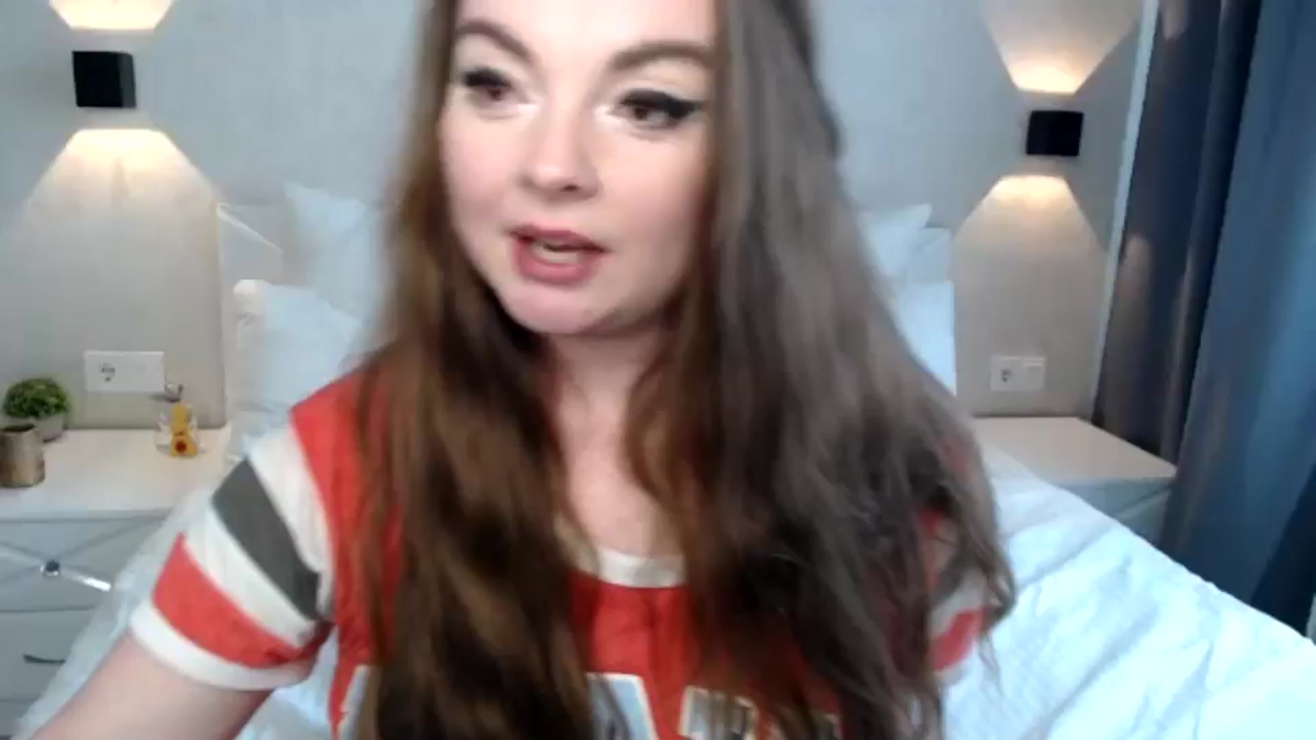 Gallery image thumbnail from HoneypotSpy's myfreecams stream on, 03/03/2025, 15:40 image 2 of 20