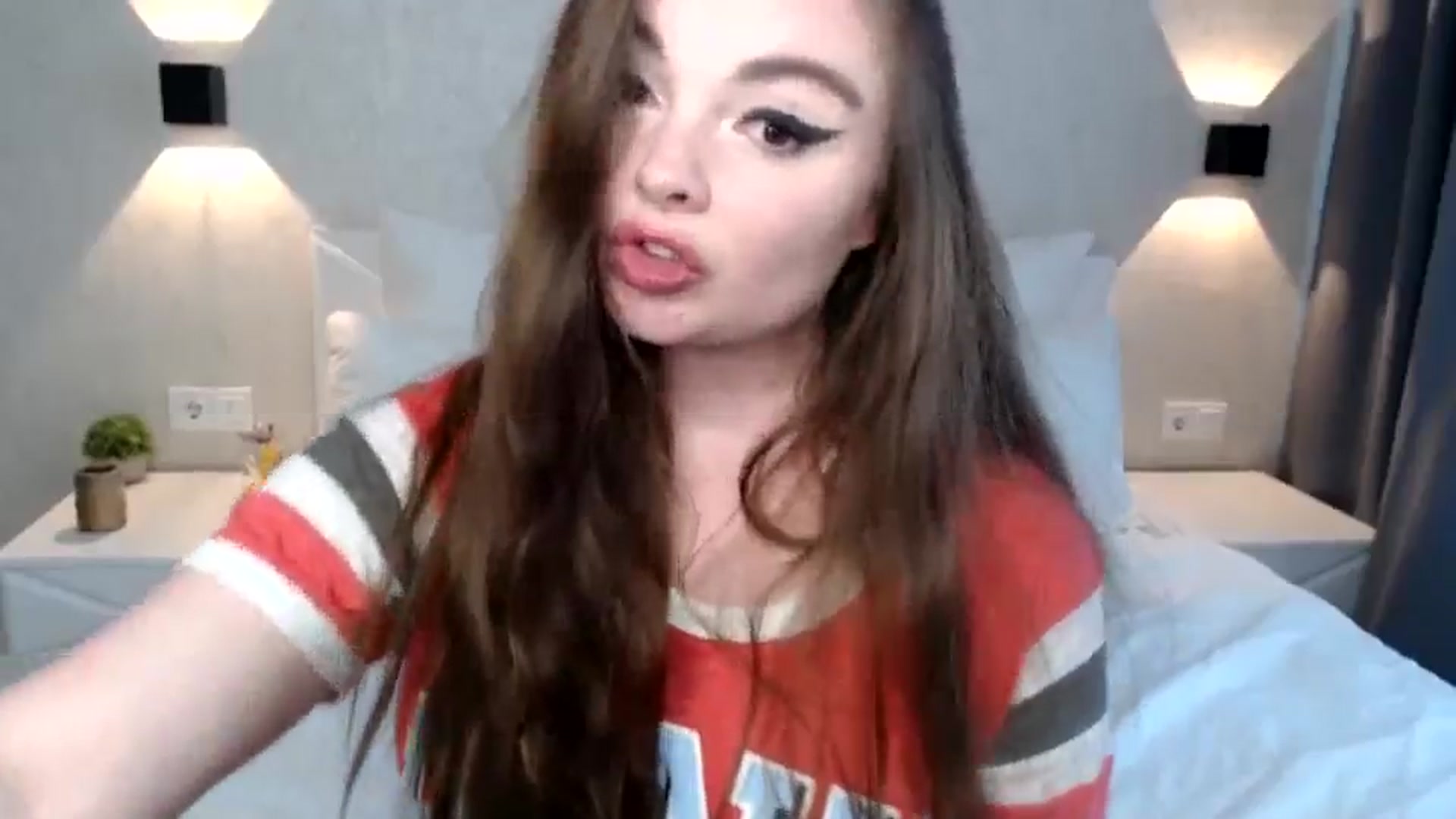 Gallery image thumbnail from HoneypotSpy's myfreecams stream on, 03/03/2025, 15:40 image 17 of 20