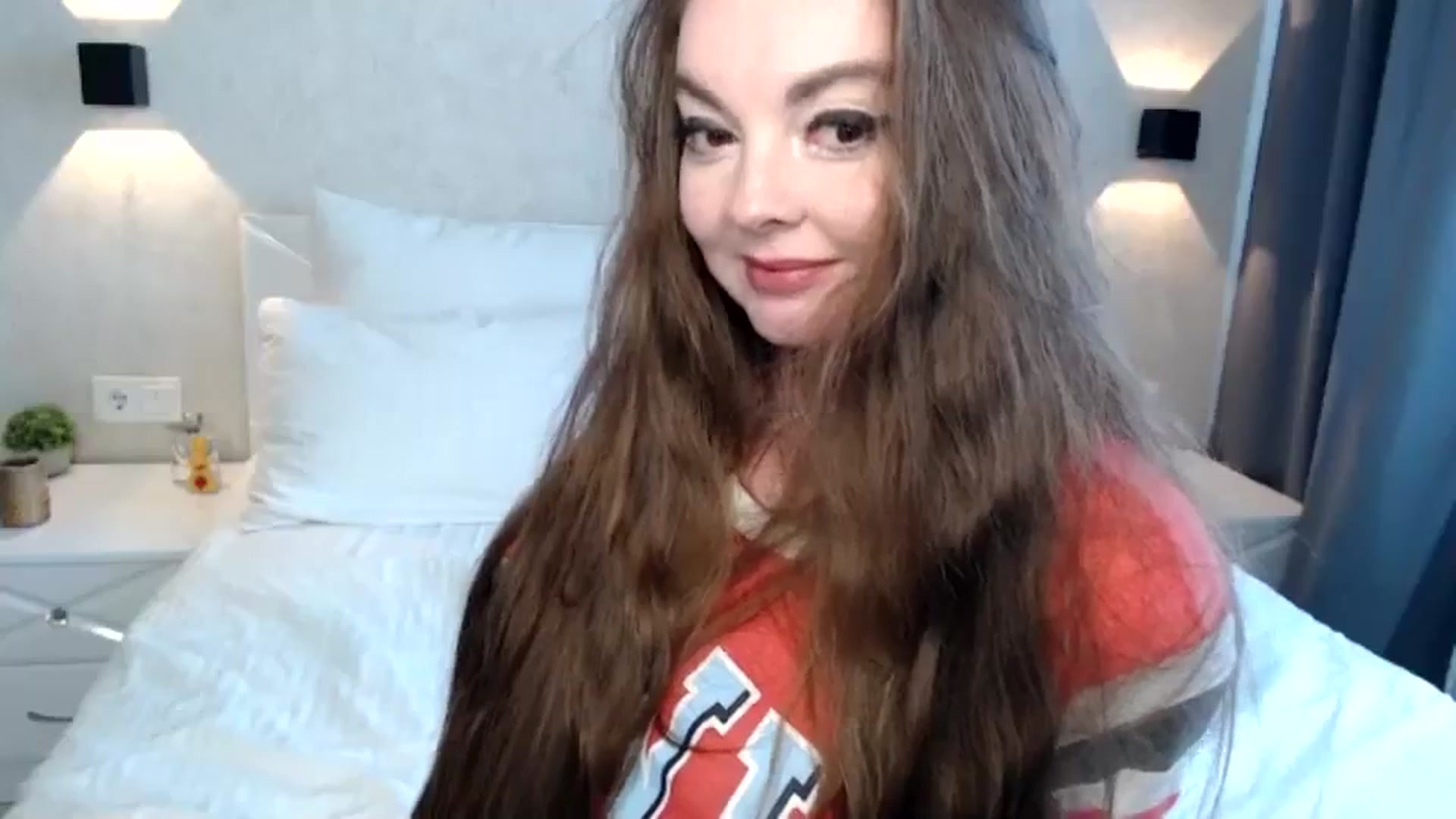 Gallery image thumbnail from HoneypotSpy's myfreecams stream on, 03/03/2025, 15:40 image 4 of 20