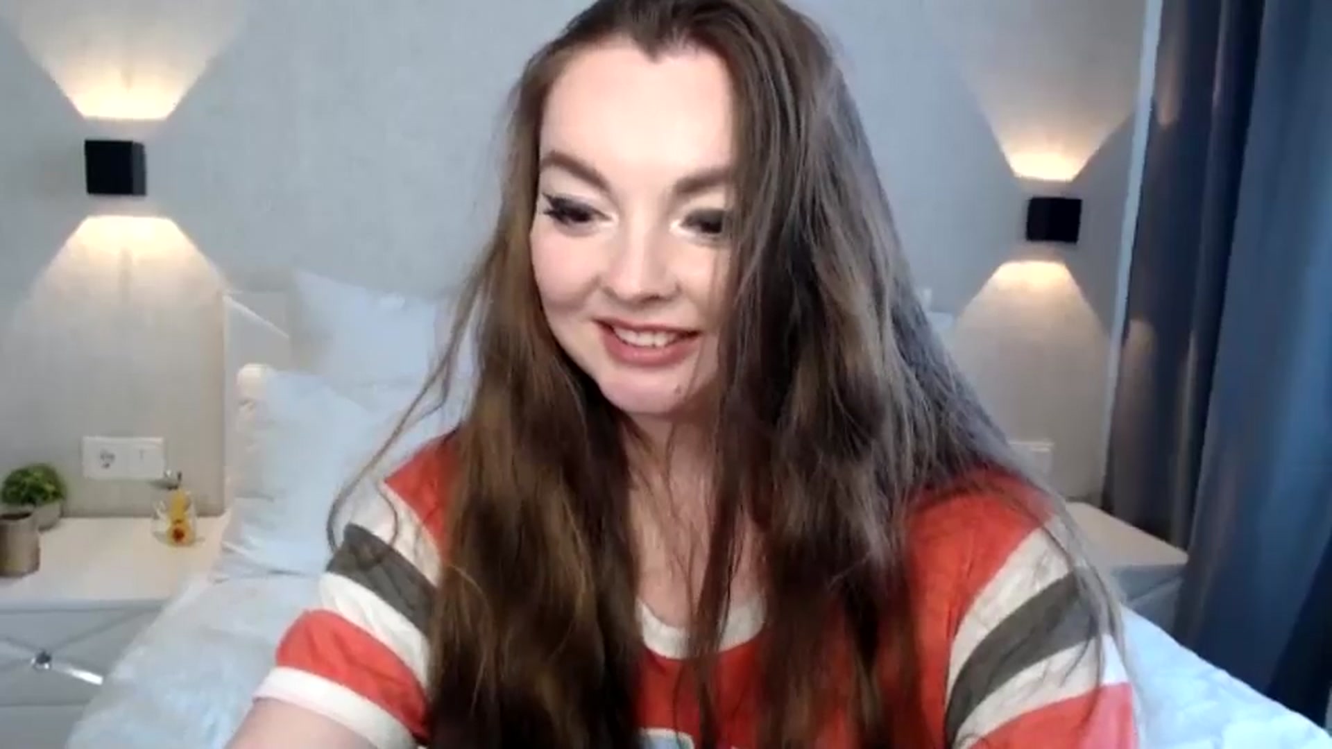 Gallery image thumbnail from HoneypotSpy's myfreecams stream on, 03/03/2025, 15:40 image 7 of 20