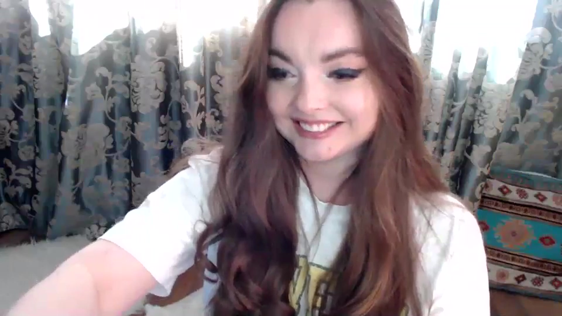 Gallery image thumbnail from HoneypotSpy's myfreecams stream on, 05/06/2025, 10:00 image 9 of 20