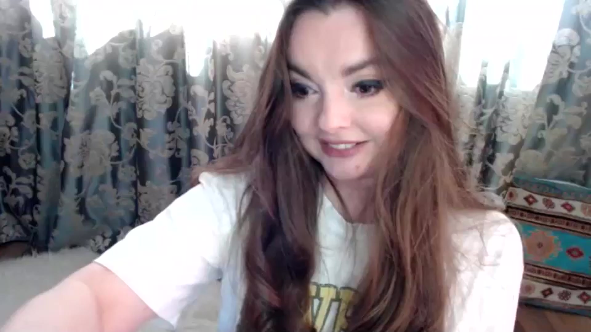 Gallery image thumbnail from HoneypotSpy's myfreecams stream on, 05/06/2025, 10:00 image 7 of 20