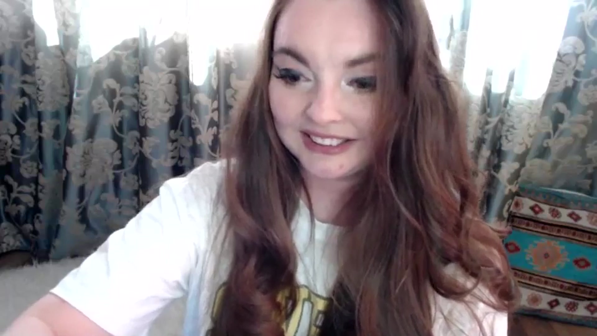 Gallery image thumbnail from HoneypotSpy's myfreecams stream on, 05/06/2025, 10:00 image 6 of 20