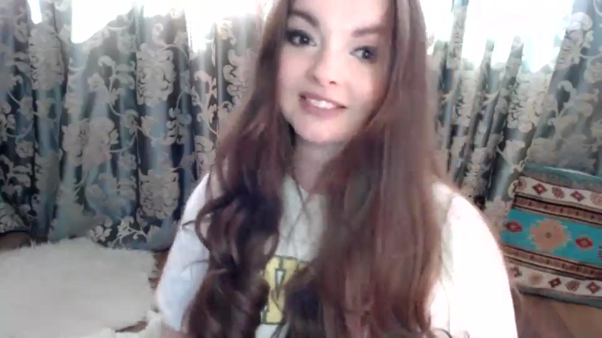 Gallery image thumbnail from HoneypotSpy's myfreecams stream on, 05/06/2025, 10:00 image 13 of 20