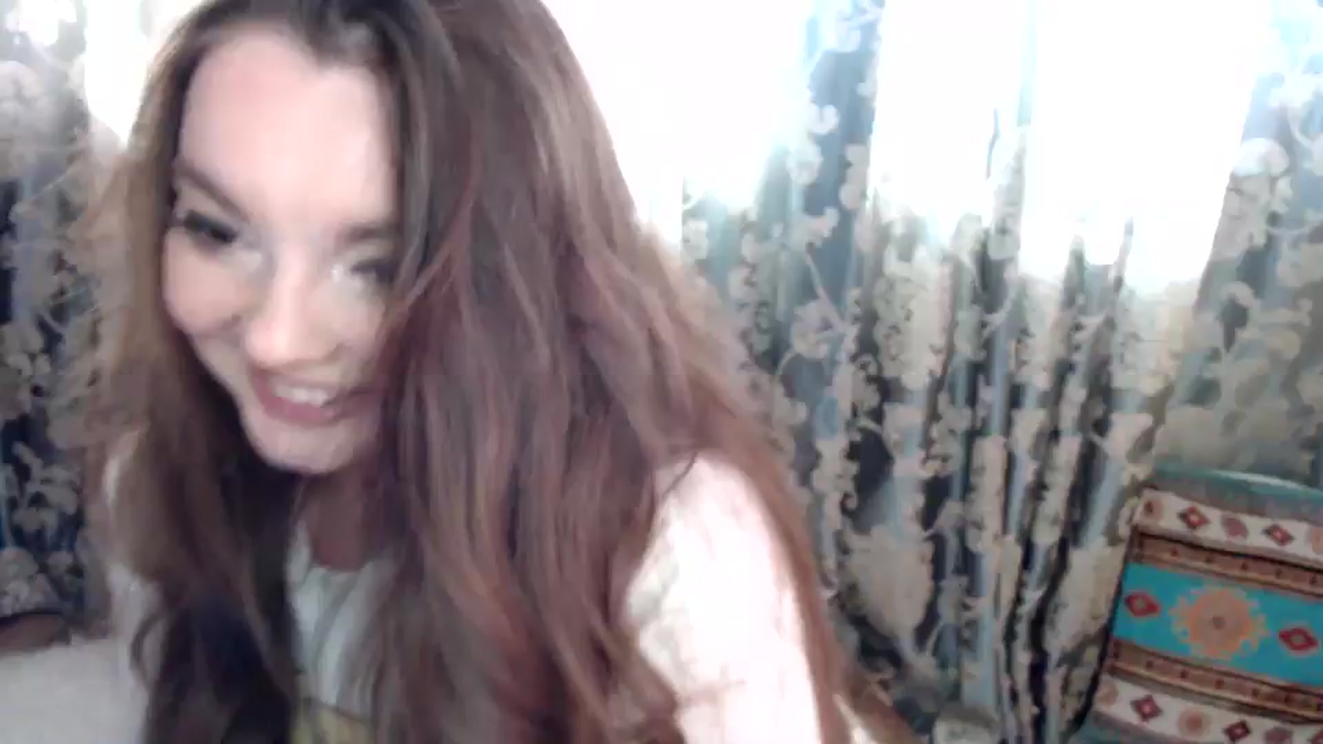 Gallery image thumbnail from HoneypotSpy's myfreecams stream on, 05/06/2025, 10:00 image 3 of 20