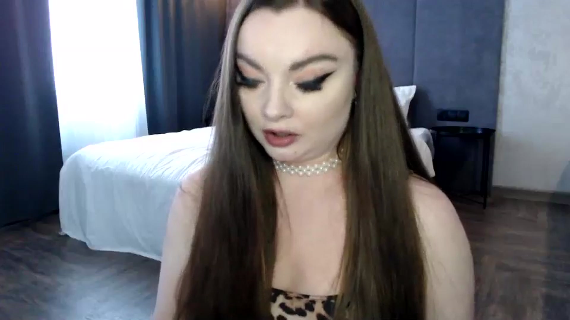 Gallery image thumbnail from HoneypotSpy's myfreecams stream on, 06/25/2025, 05:35 image 3 of 20
