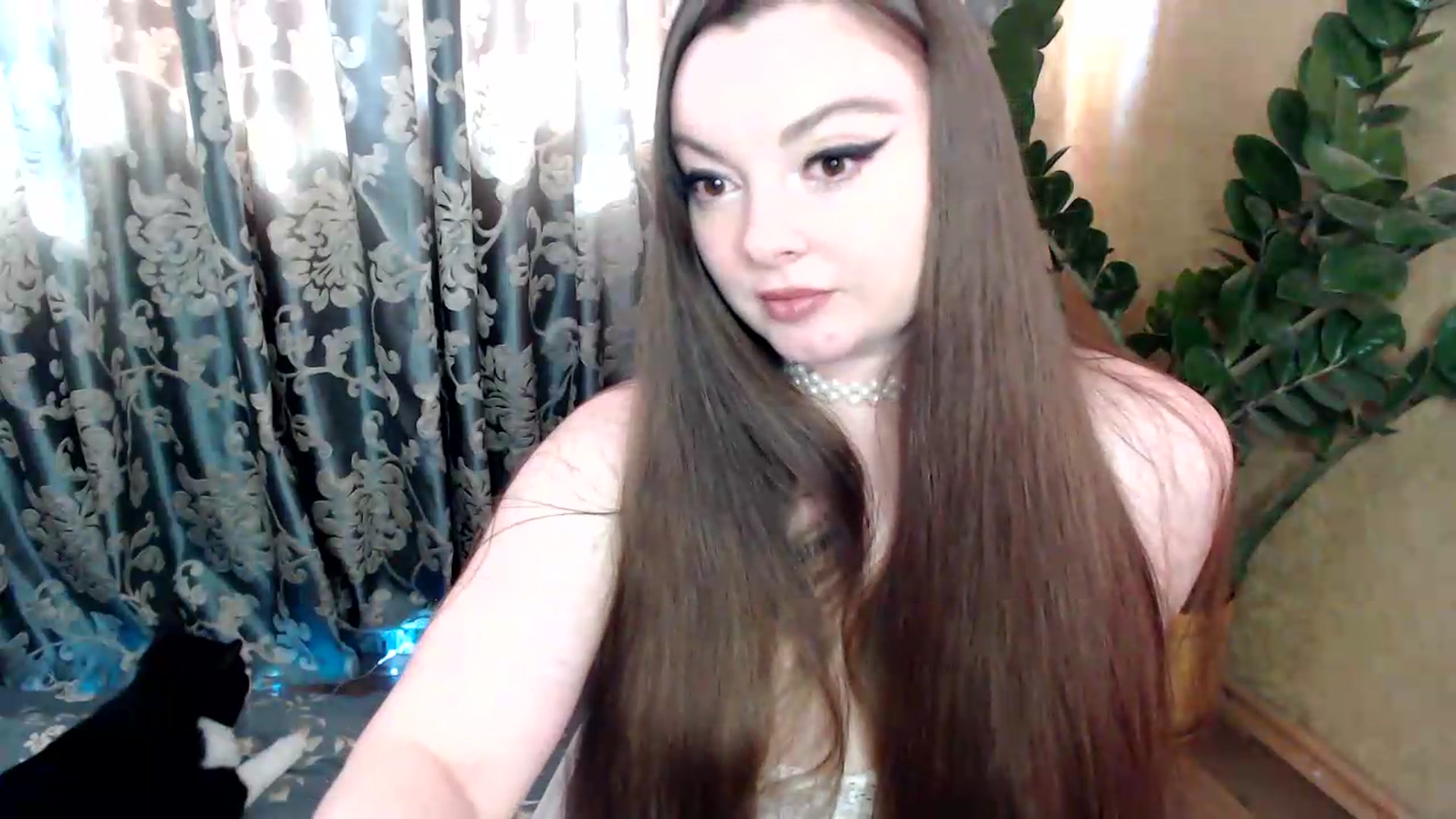 Gallery image thumbnail from HoneypotSpy's myfreecams stream on, 06/19/2026, 09:47 image 4 of 20