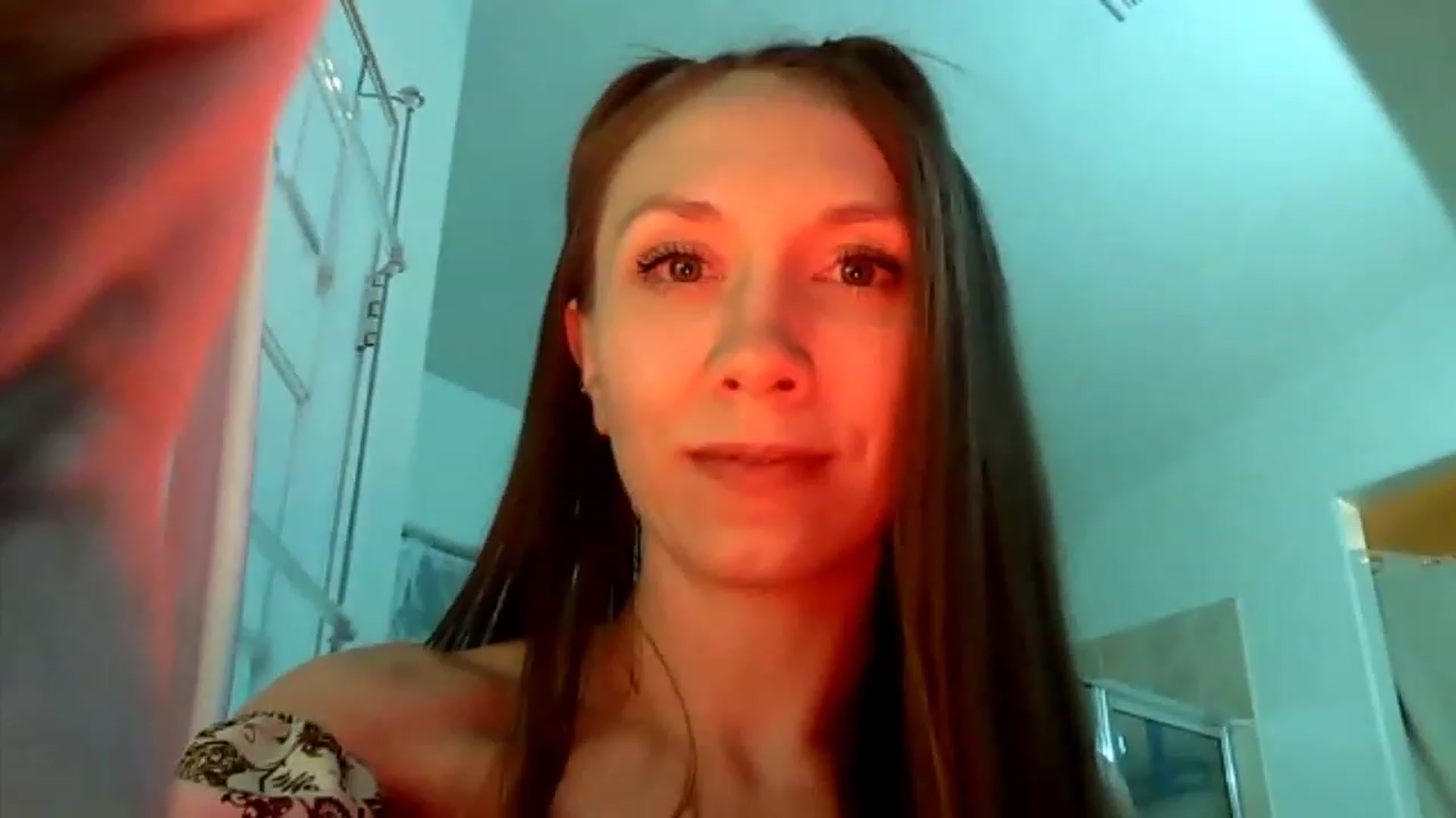 Gallery image thumbnail from HoneysRoom's myfreecams stream on, 11/26/2023, 04:33 image 9 of 20