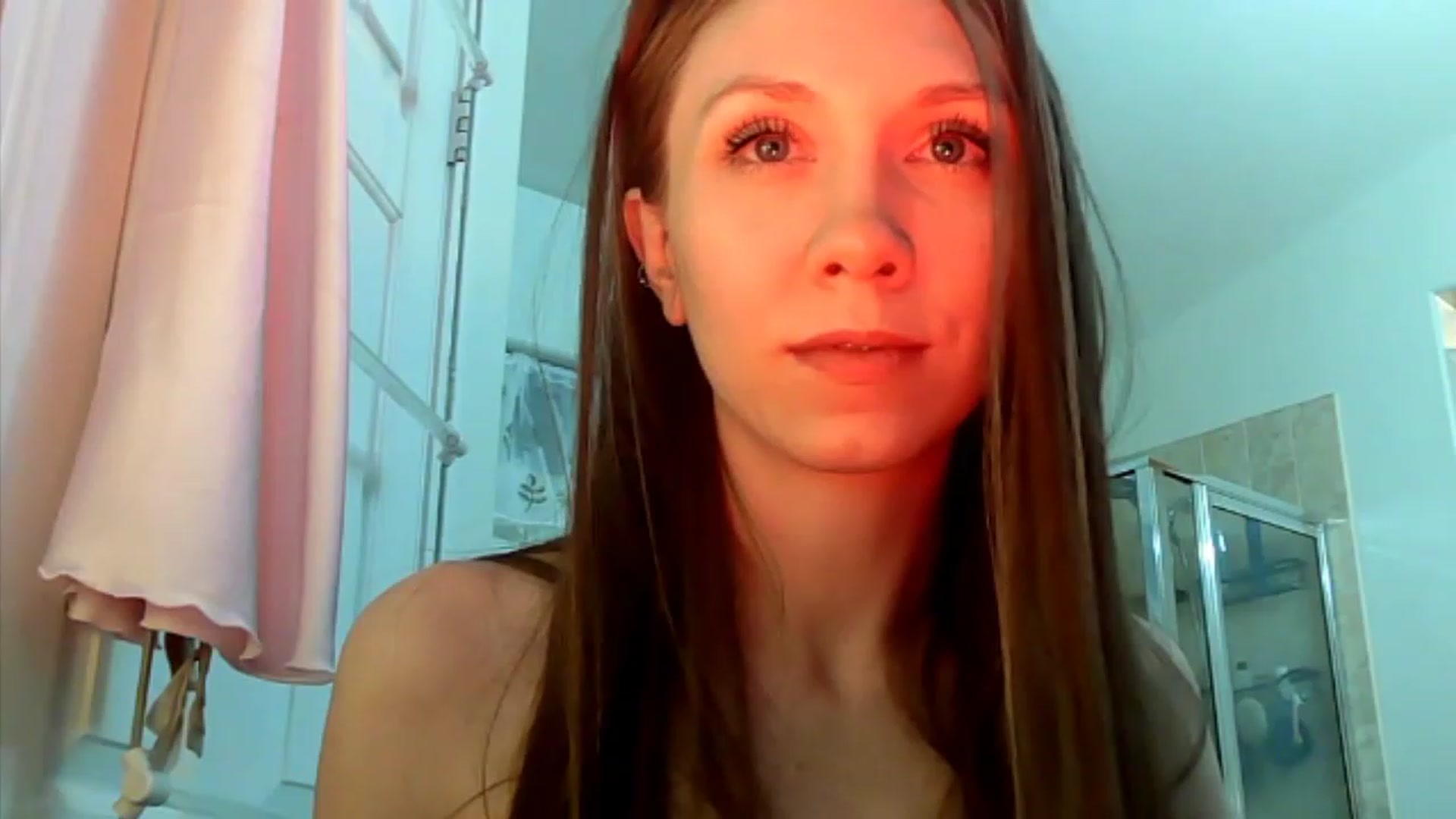 Gallery image thumbnail from HoneysRoom's myfreecams stream on, 11/26/2023, 04:33 image 14 of 20