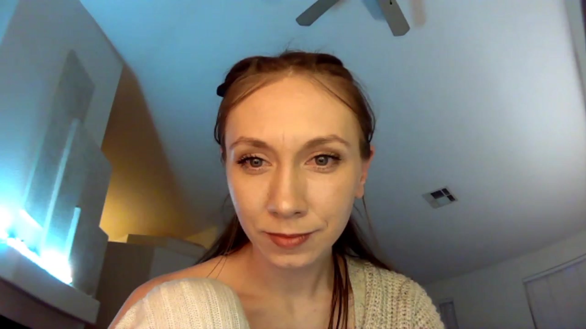 Gallery image thumbnail from HoneysRoom's myfreecams stream on, 12/12/2023, 05:45 image 8 of 20
