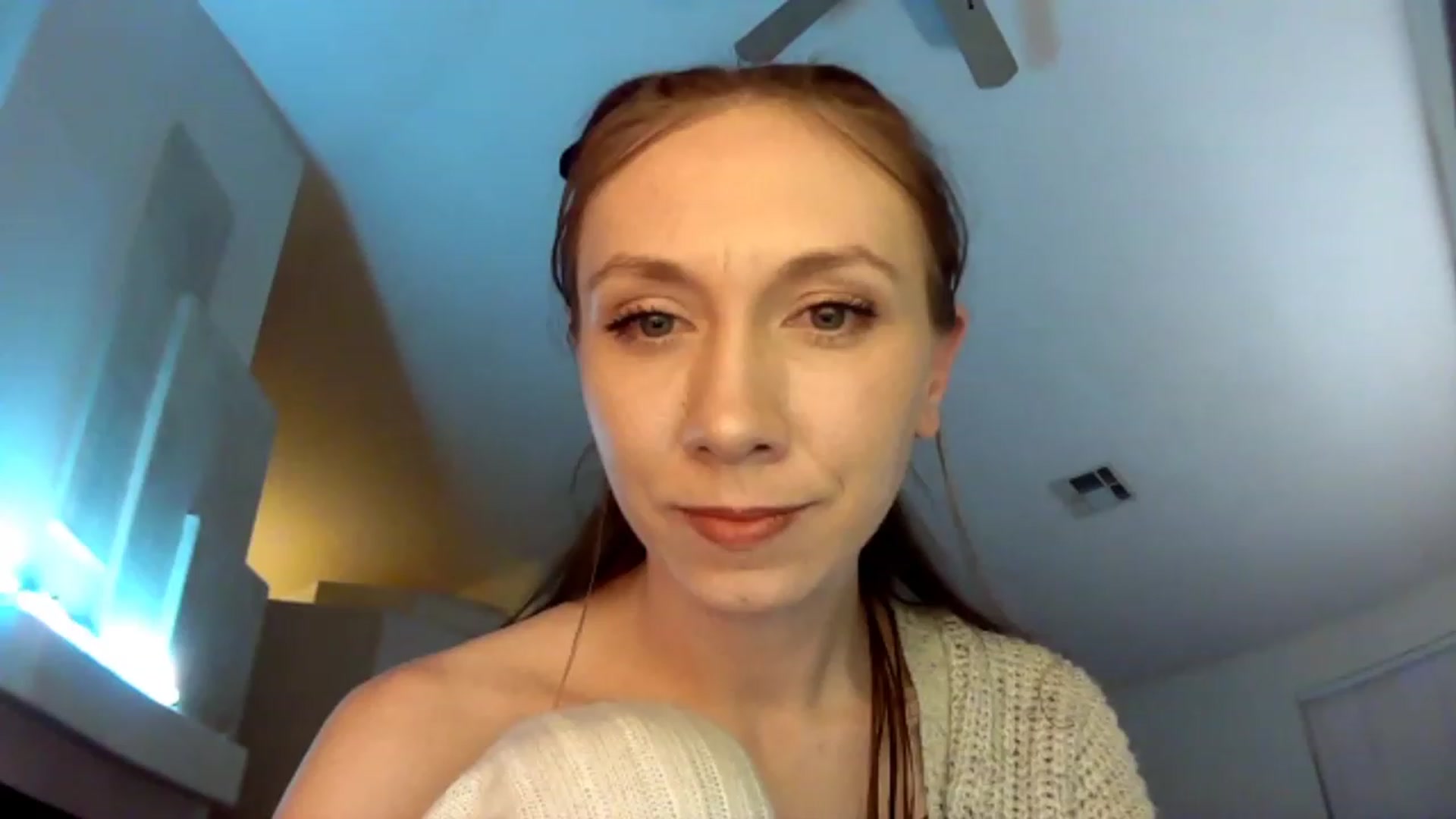 Gallery image thumbnail from HoneysRoom's myfreecams stream on, 12/12/2023, 05:45 image 7 of 20