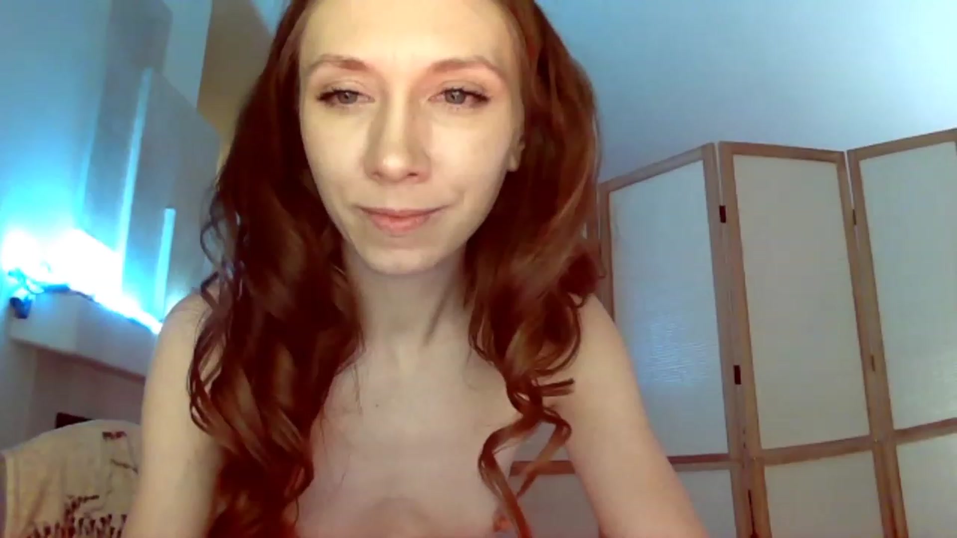 Gallery image thumbnail from HoneysRoom's myfreecams stream on, 12/13/2023, 04:40 image 12 of 20