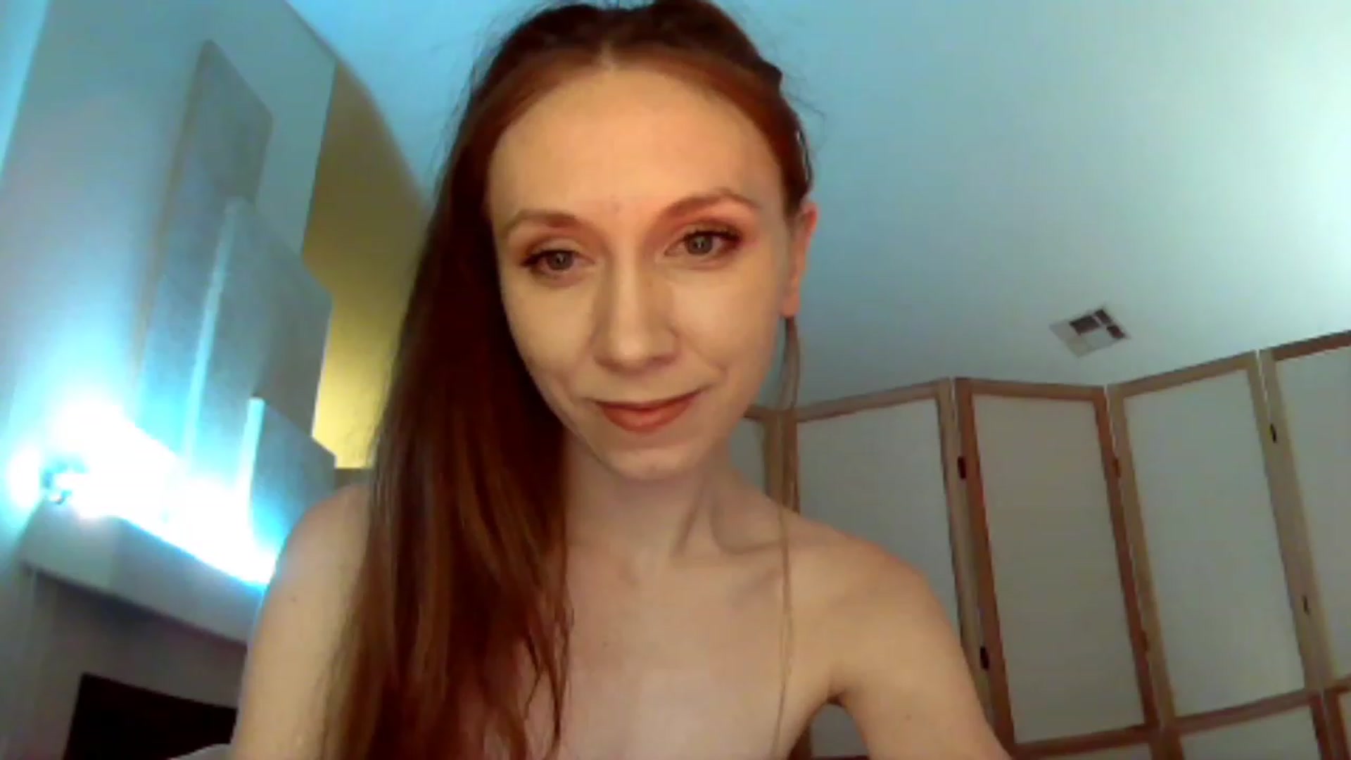 Gallery image thumbnail from HoneysRoom's myfreecams stream on, 12/15/2023, 04:34 image 12 of 20
