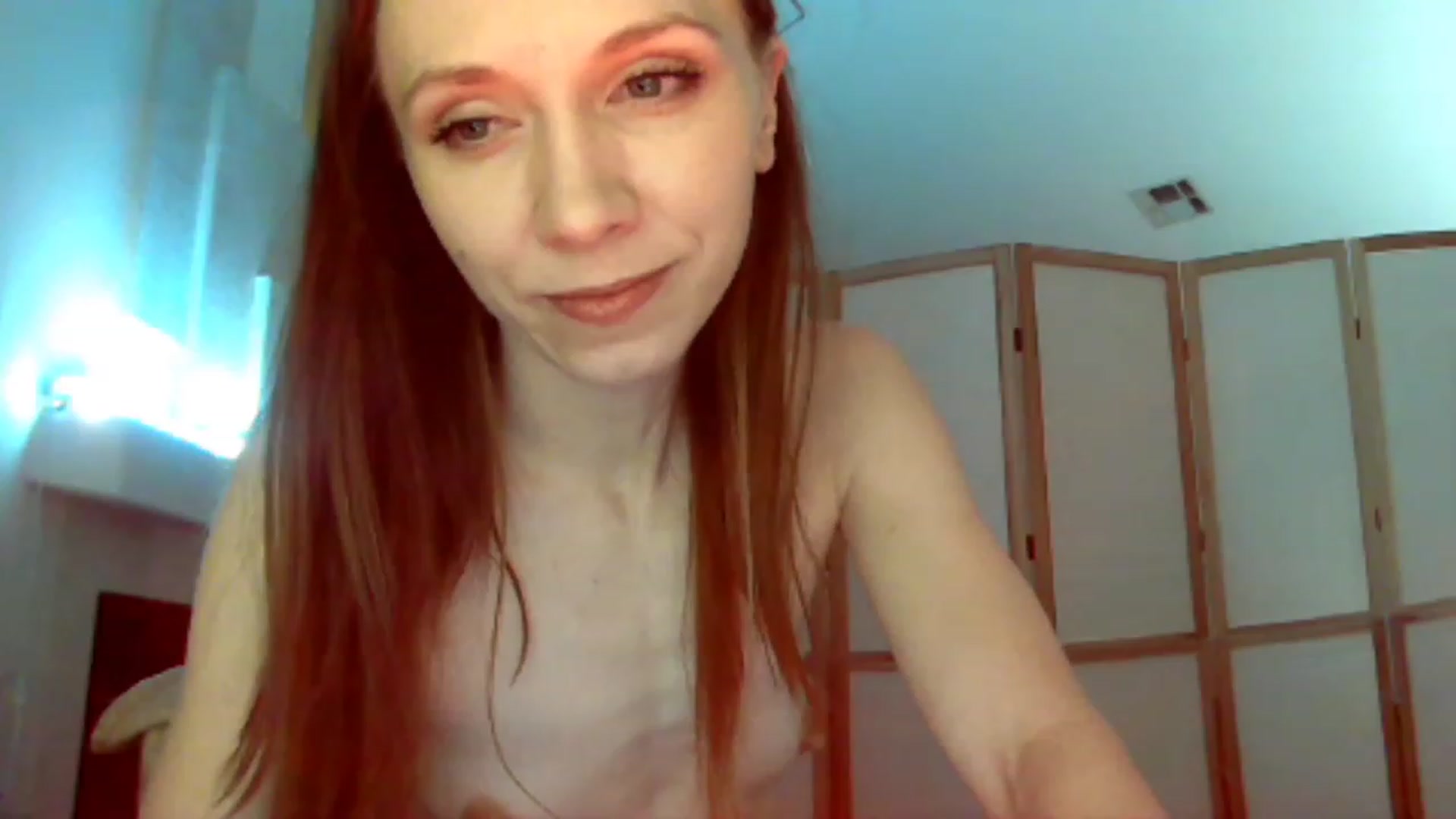Gallery image thumbnail from HoneysRoom's myfreecams stream on, 12/15/2023, 04:34 image 16 of 20