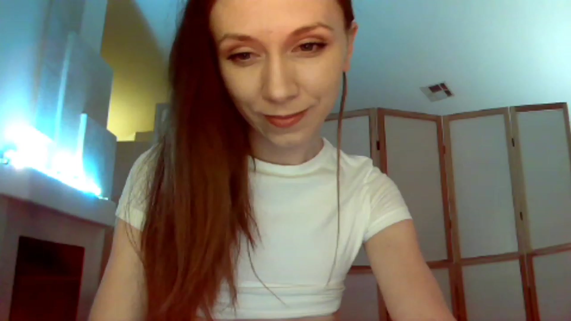 Gallery image thumbnail from HoneysRoom's myfreecams stream on, 12/15/2023, 04:34 image 3 of 20